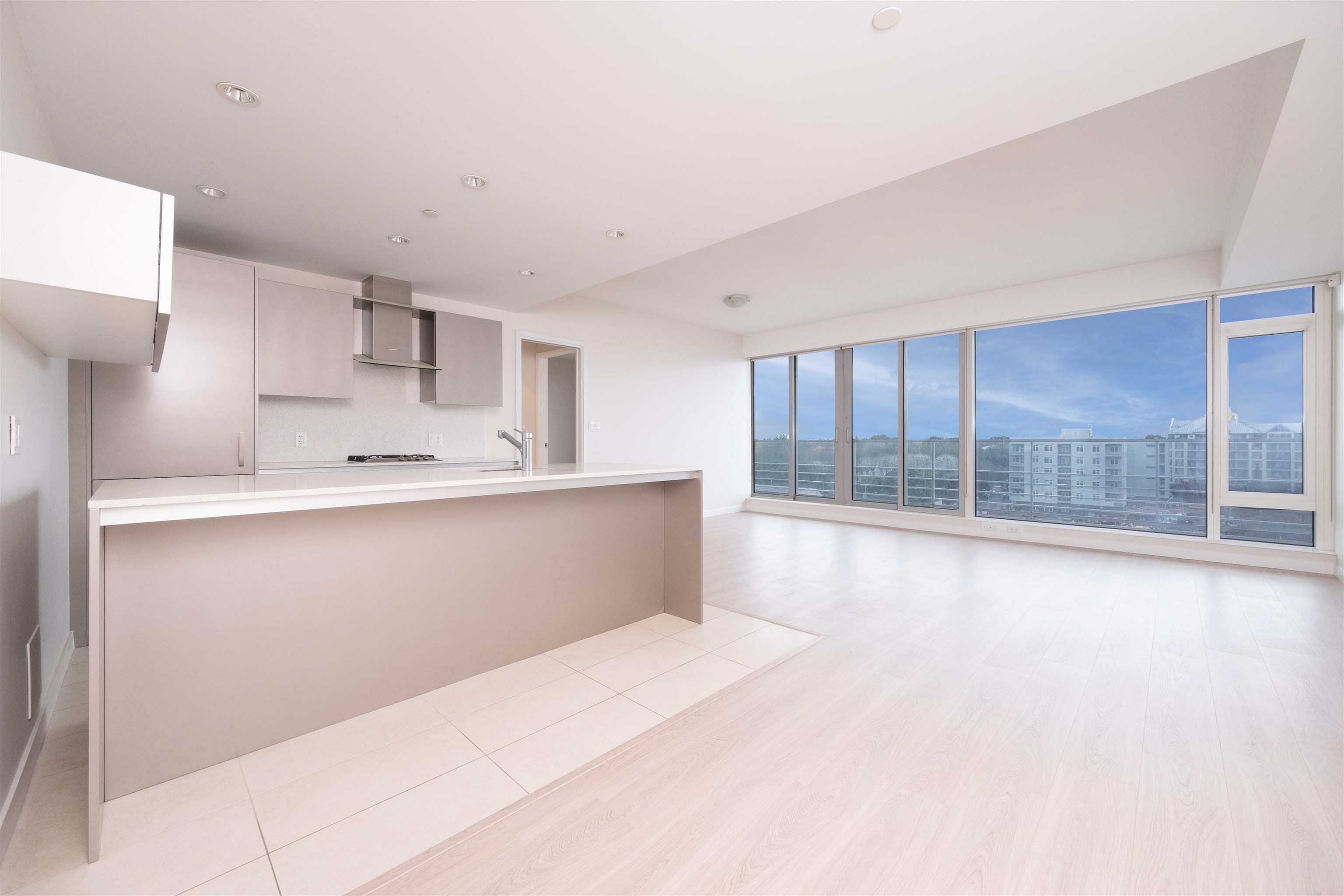 5177 Brighouse Way #710, Richmond, BC V7C 0A7