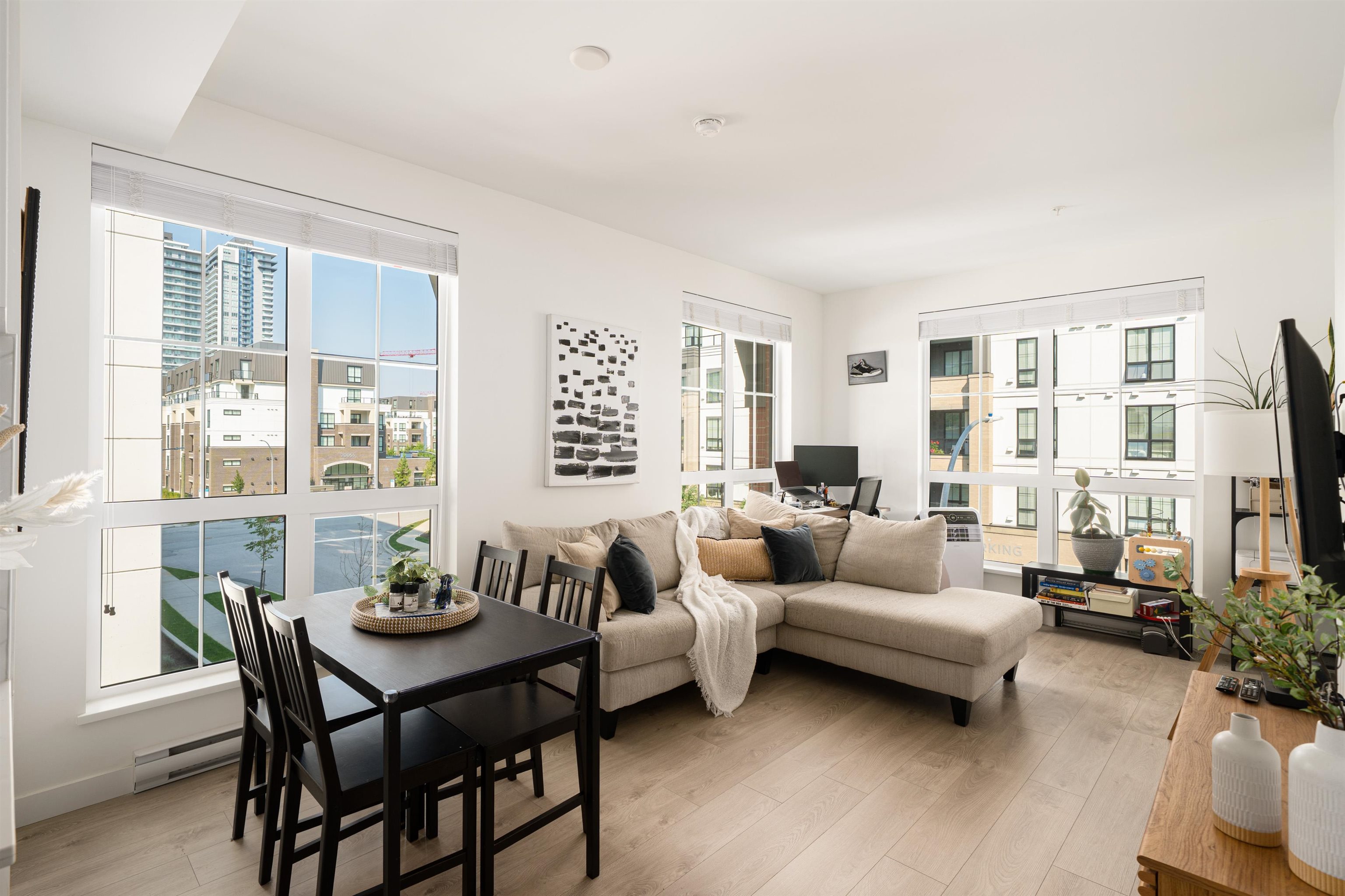 8353 200a Street #307, Langley, BC V2Y 5K7