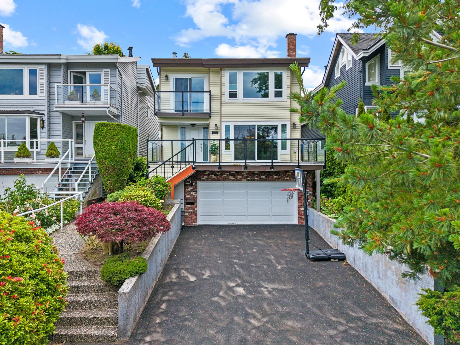 1868 West 34th Avenue, Vancouver, BC V6M 1G1
