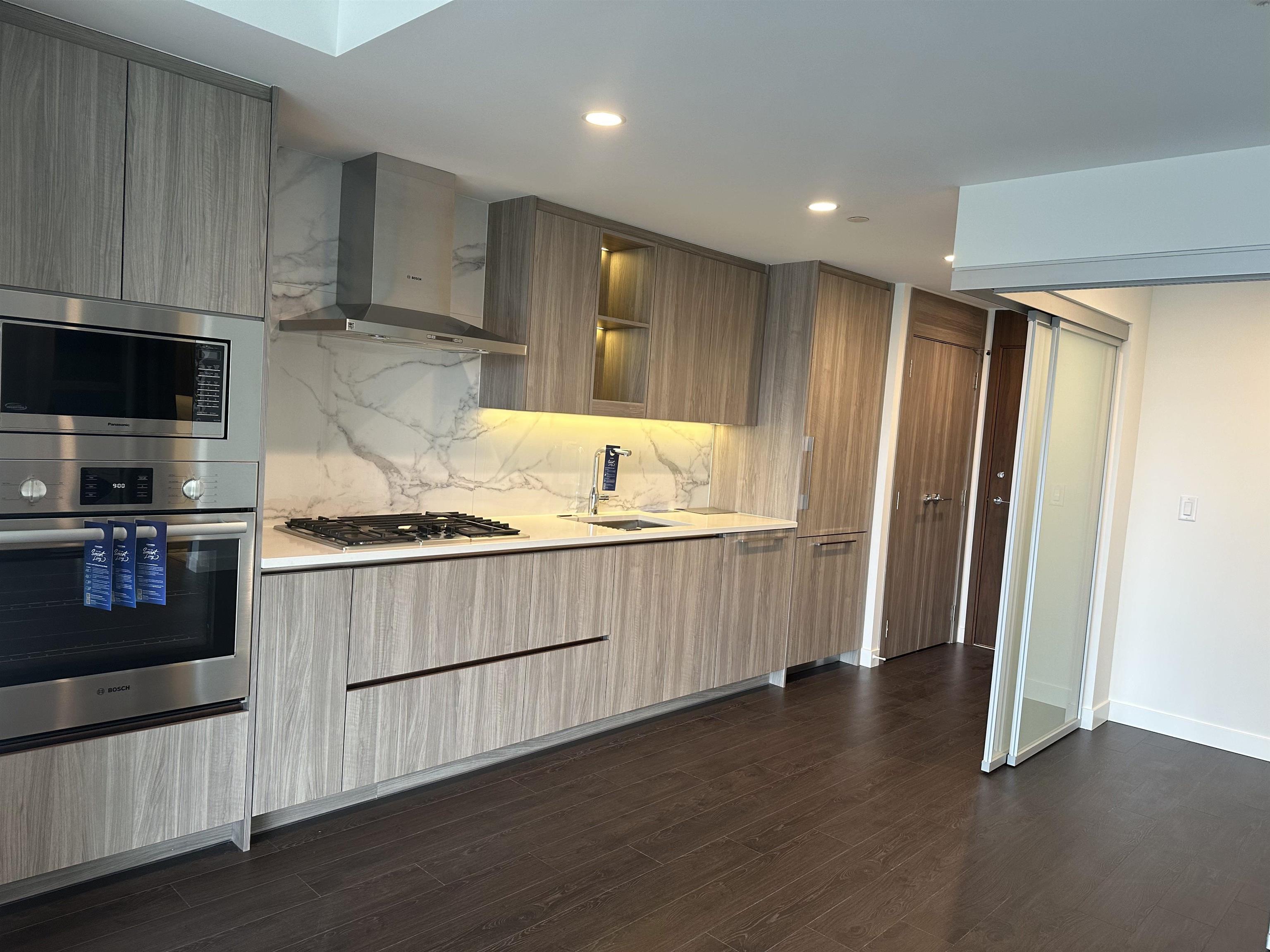 4890 Lougheed Hwy #3008, Burnaby, BC V5C 0N2