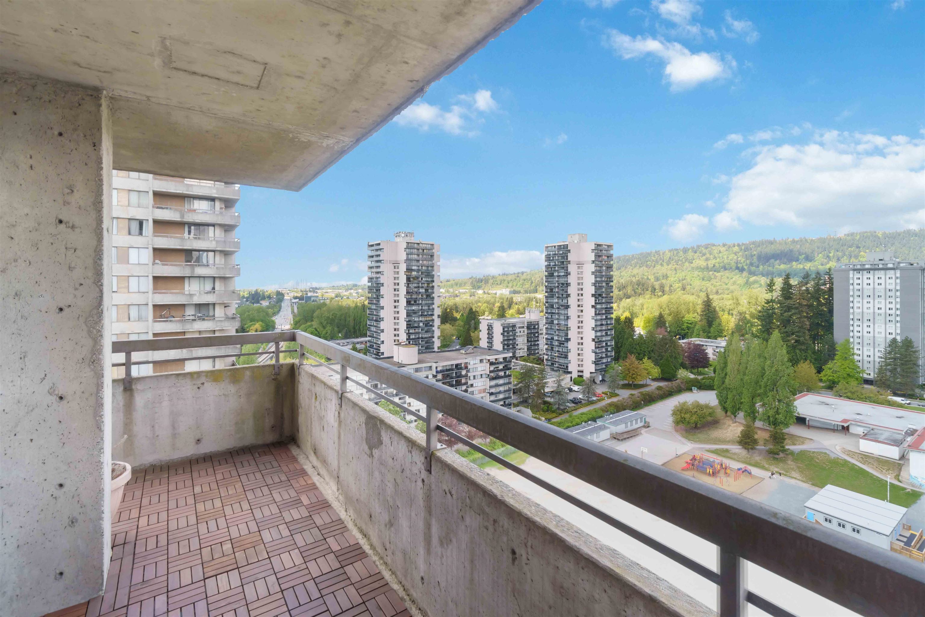 3755 Bartlett Court #2002, Burnaby, BC V3J 7G7