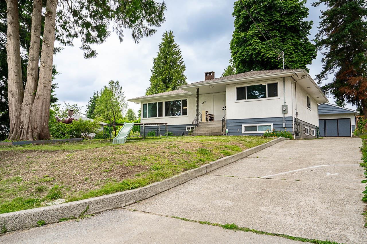 10875 143 Street, Surrey, BC V3R 3M1