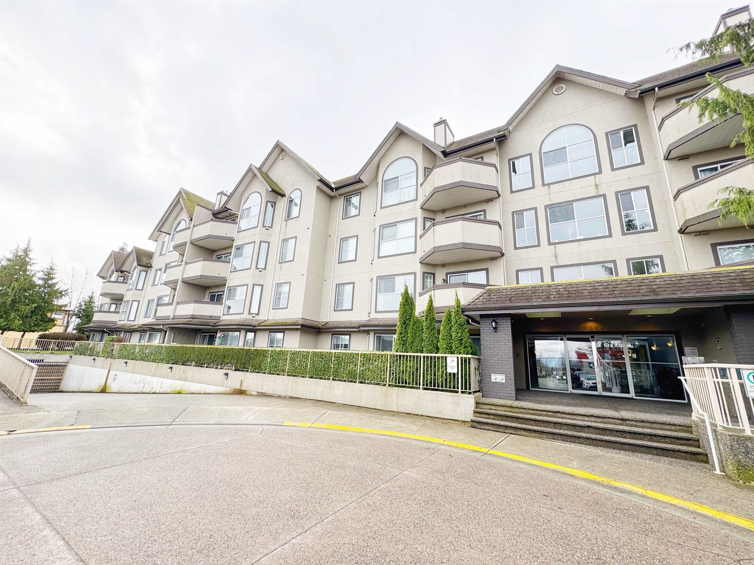 12464 191b Street #310, Pitt Meadows, BC V3Y 2P6