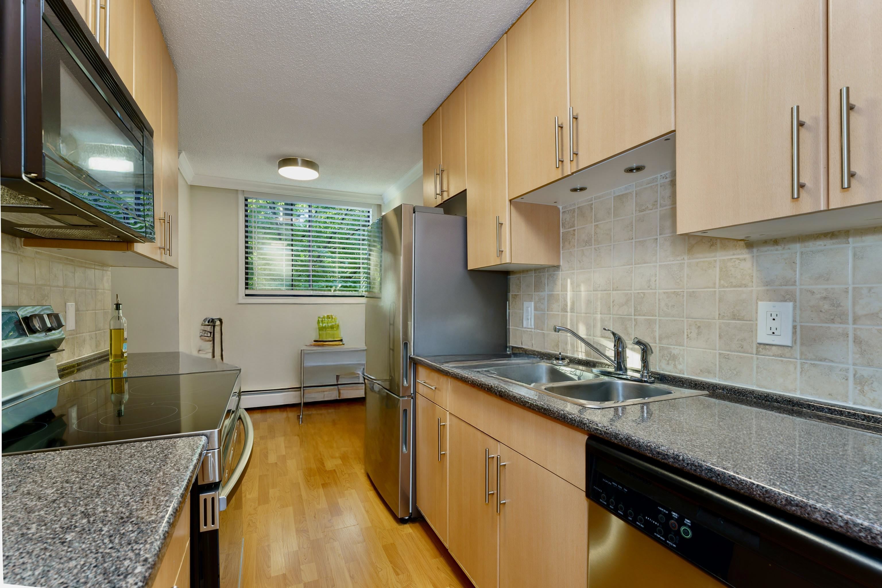 320 Royal Avenue #405, New Westminster, BC V3L 5C6