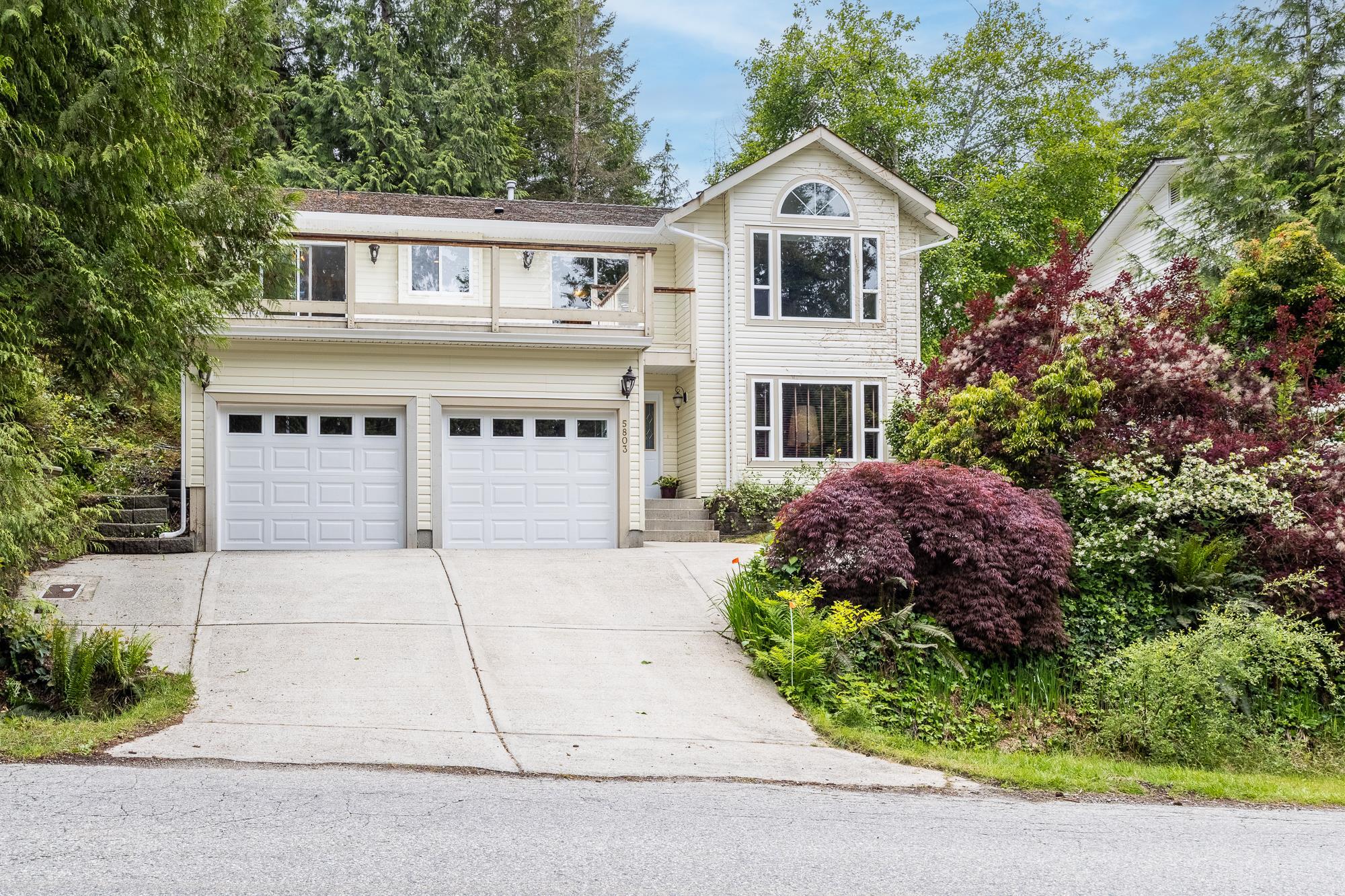 5803 Marine Way, Sechelt, BC V7Z 0L8