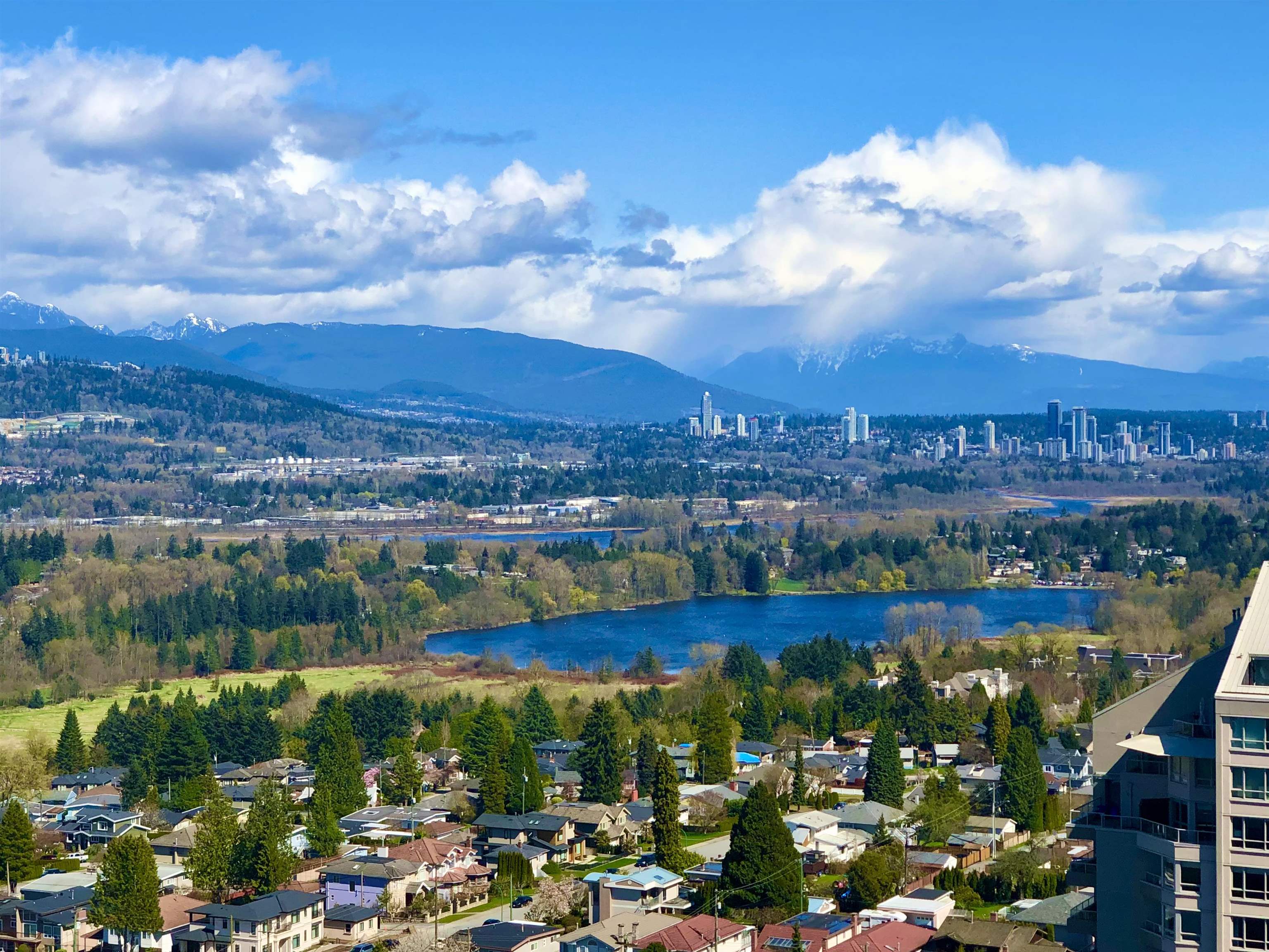 4711 Hazel Street #2001, Burnaby, BC V5H 0J9