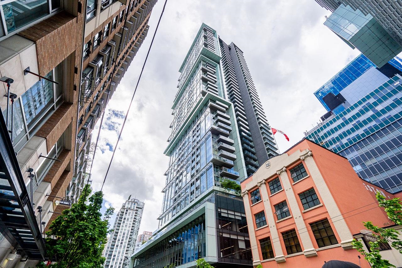 777 Richards Street #4805, Vancouver, BC V6B 0M6