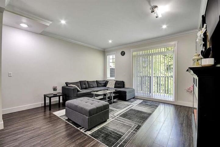 13898 64 Avenue #128, Surrey, BC V3W 1L6