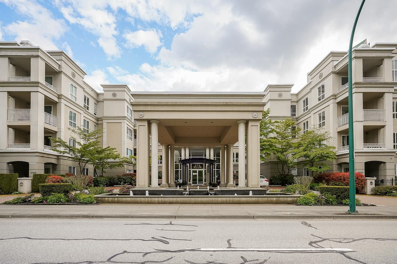 3098 Guildford Way #218, Coquitlam, BC V3B 7W8