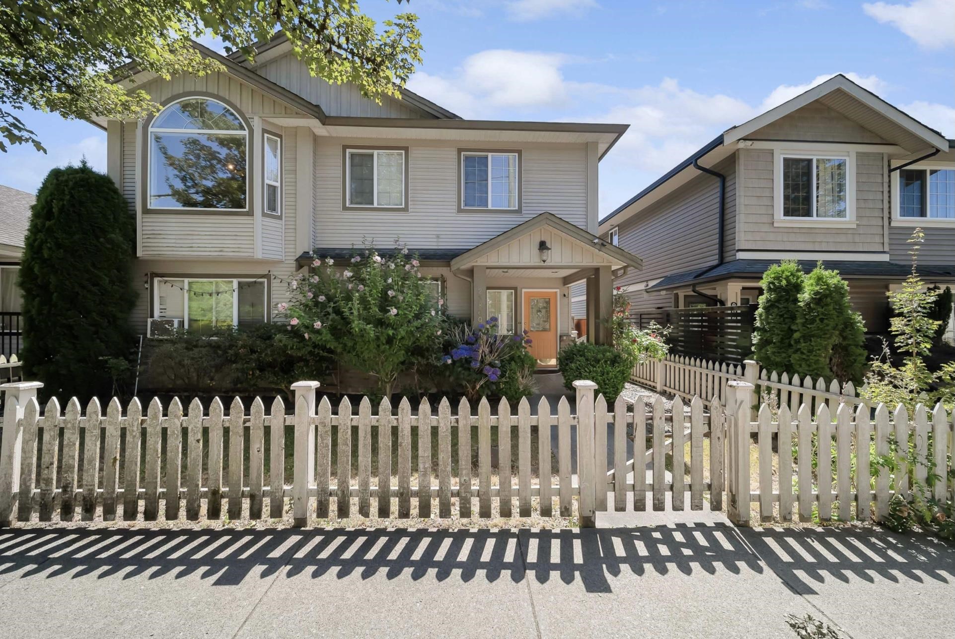 118 Avenue, Maple Ridge, BC V4R 1Y9