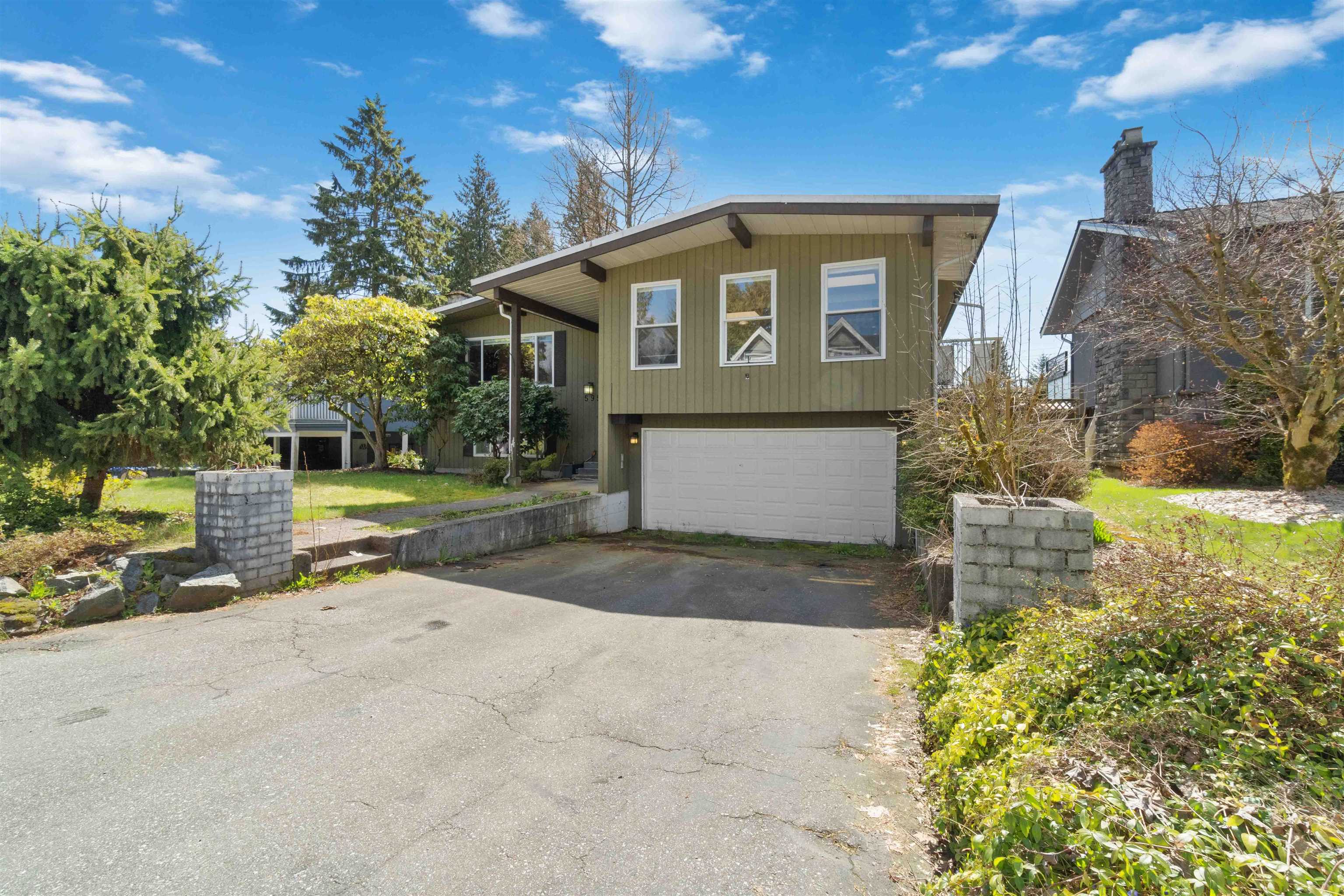 595 Garrow Drive, Port Moody, BC V3H 1H6