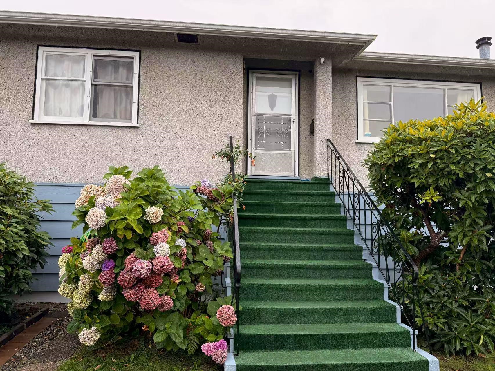 7600 Acheson Road, Richmond, BC V6Y 1M9