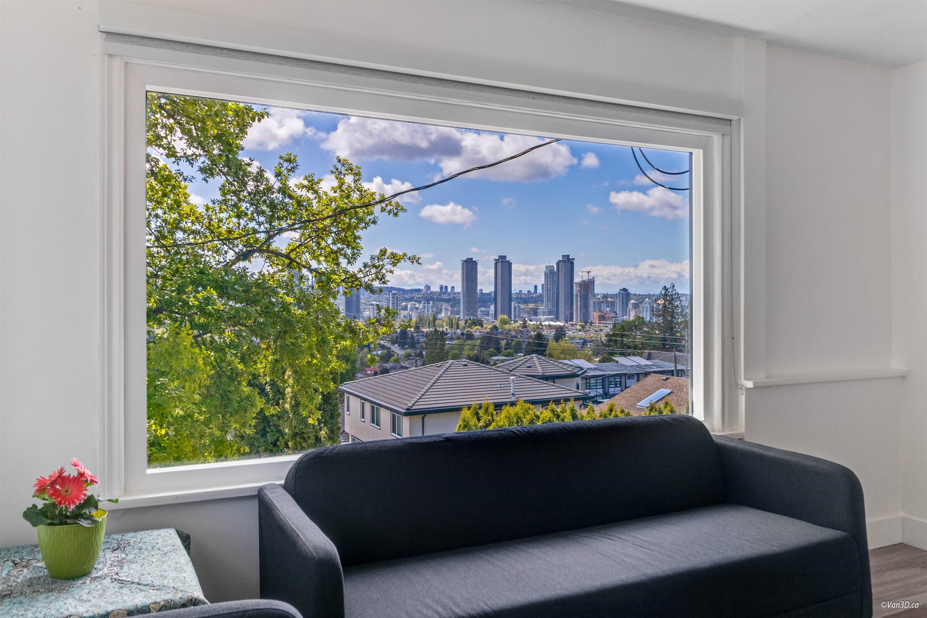 5252 Empire Drive #5250, Burnaby, BC V5B 1N3