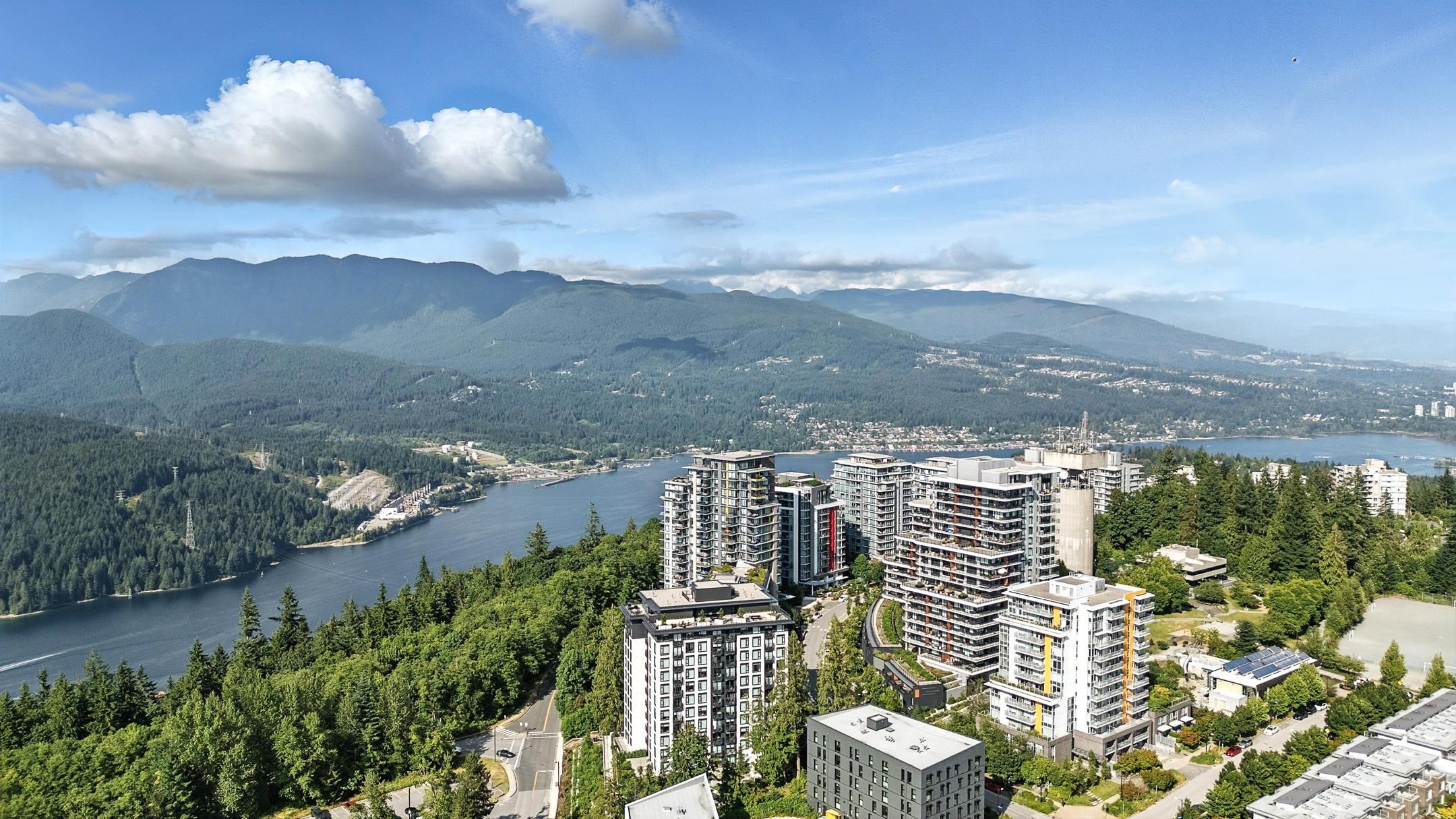 8725 University Crescent #1106, Burnaby, BC V5A 4Y8