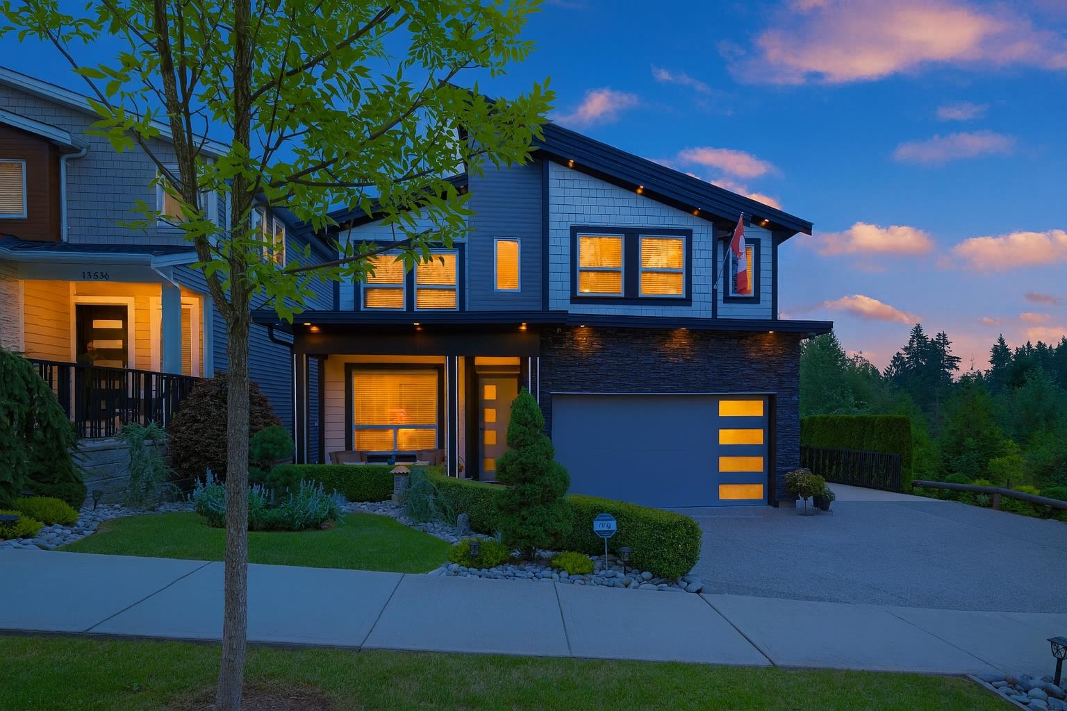 230b Street, Maple Ridge, BC V4R 0E5