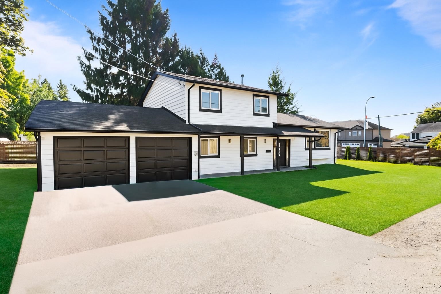 116 Avenue, Maple Ridge, BC V2X 1Y3