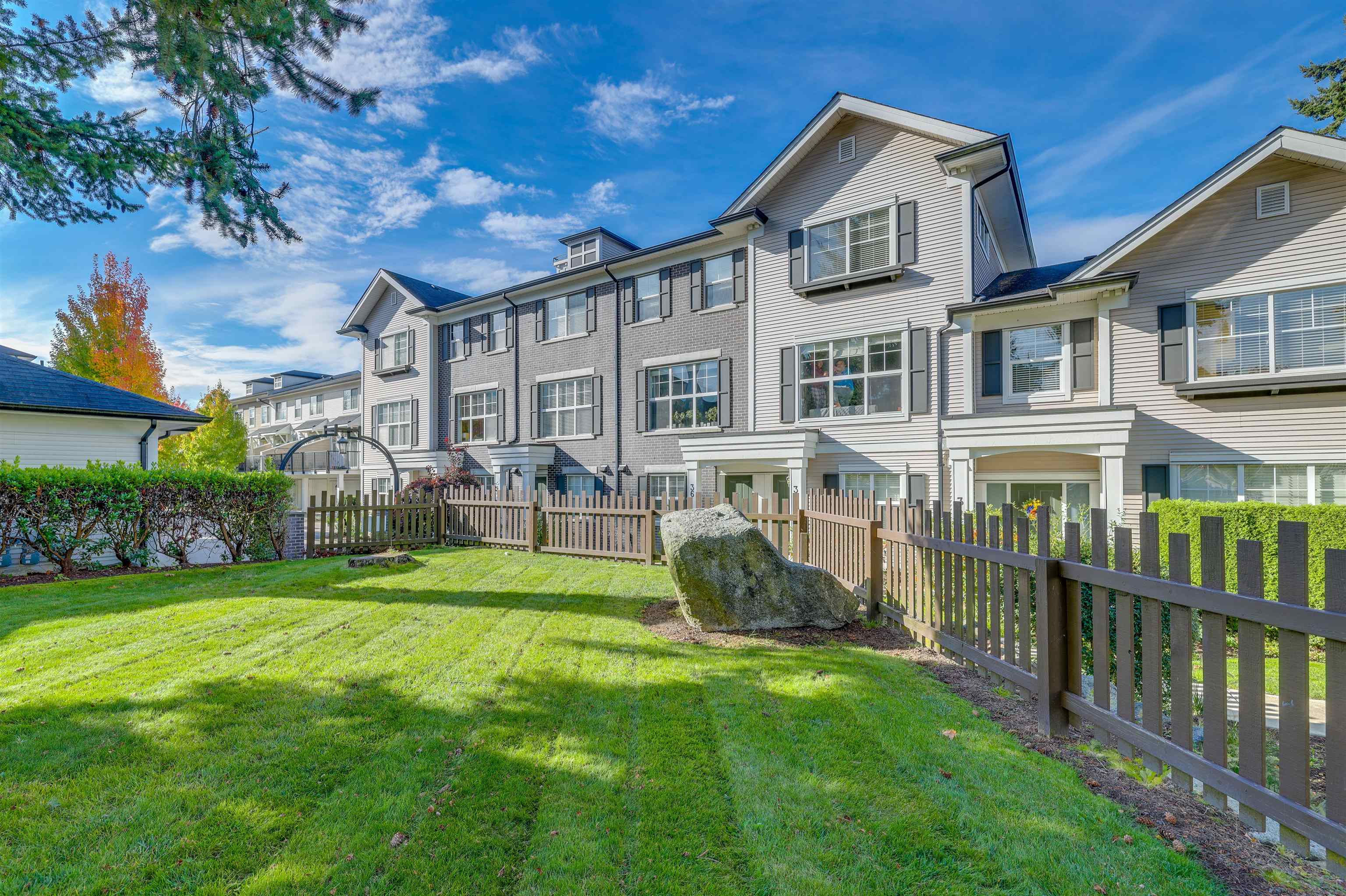2469 164 Street #38, Surrey, BC V3Z 3T4