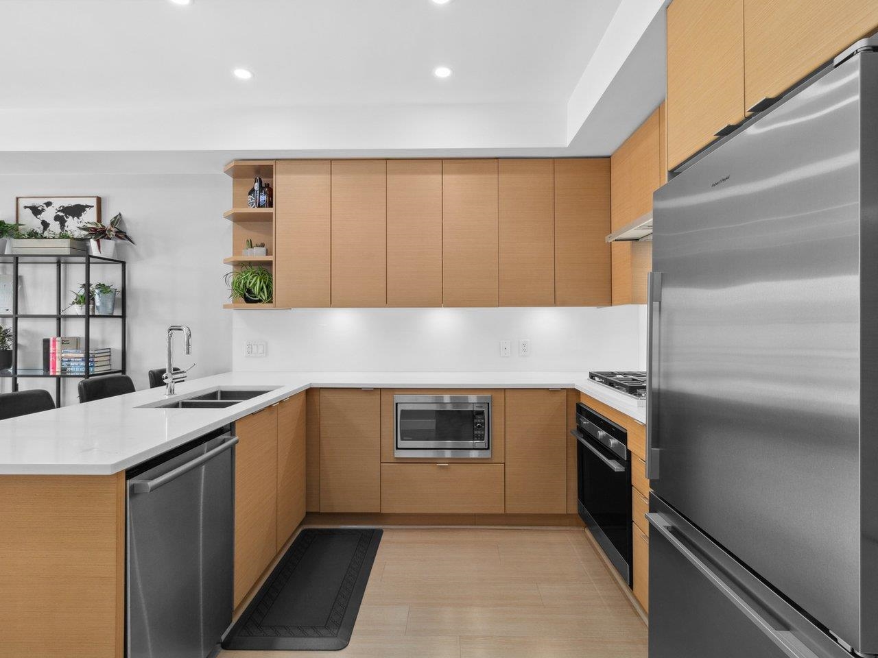 2528 Collingwood Street #208, Vancouver, BC V6R 0C1