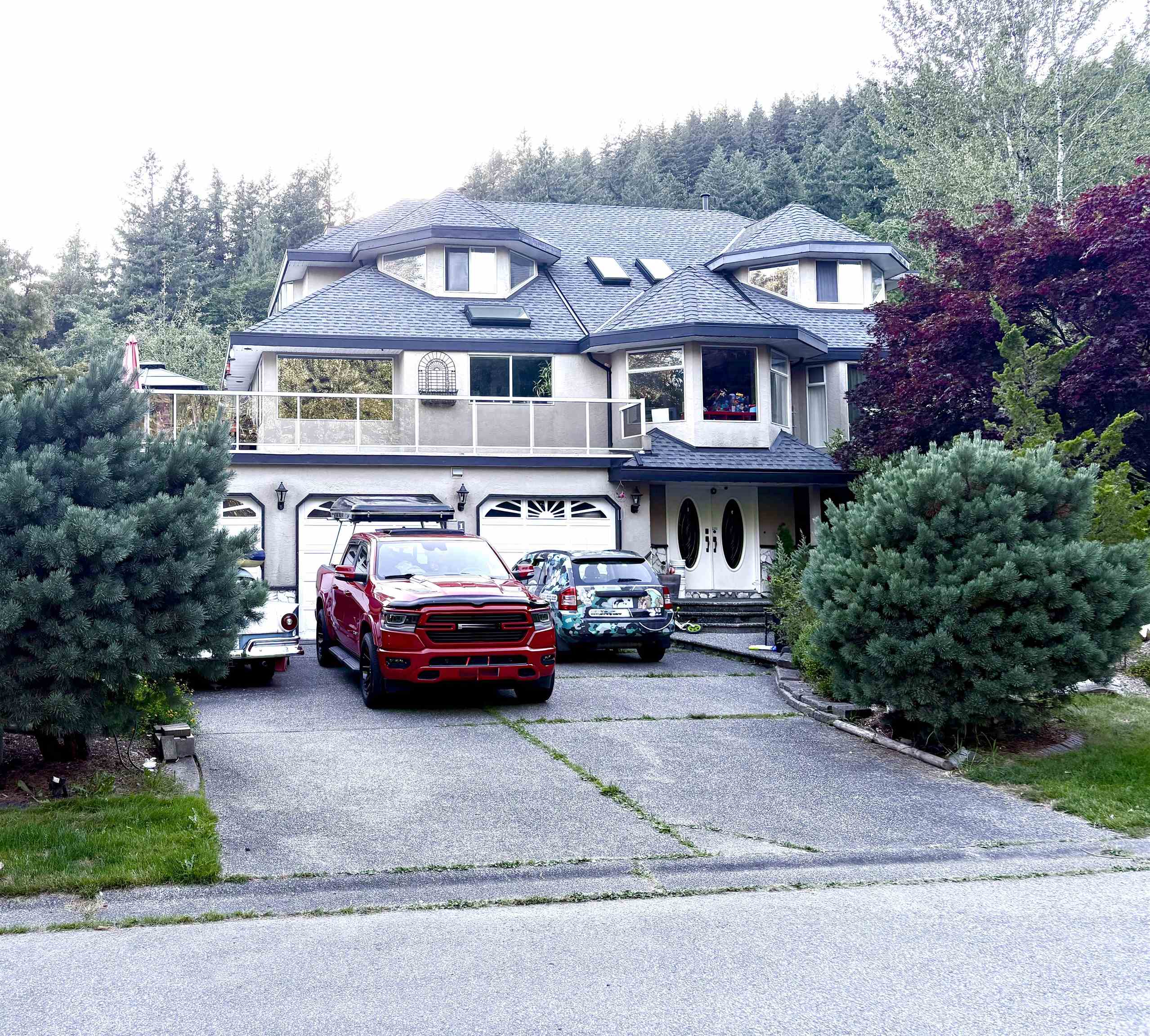 15227 Sheridan Drive, Pitt Meadows, BC V3Y 2T9