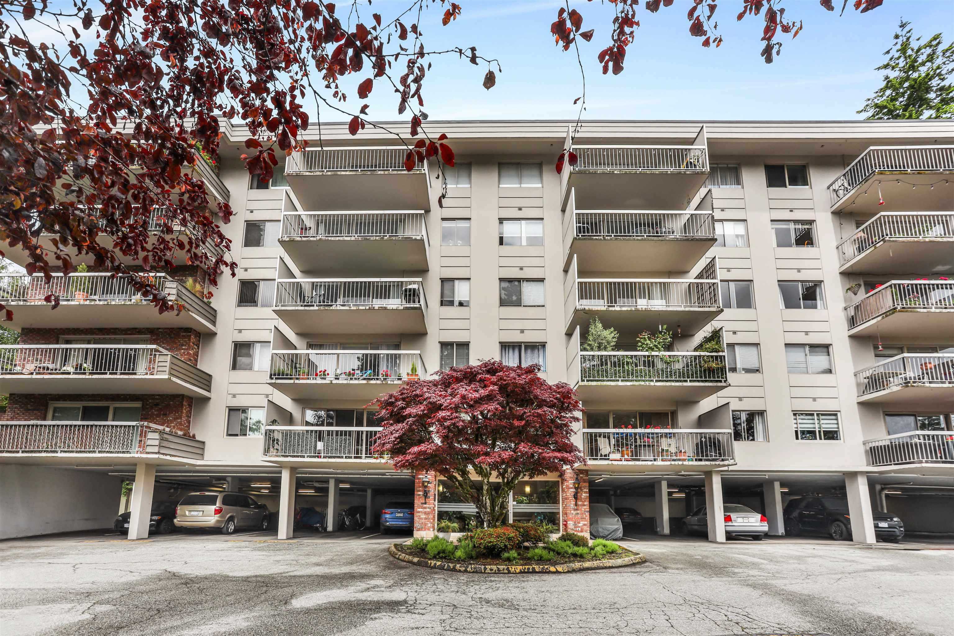 235 Keith Road #1239, West Vancouver, BC V7T 1L5
