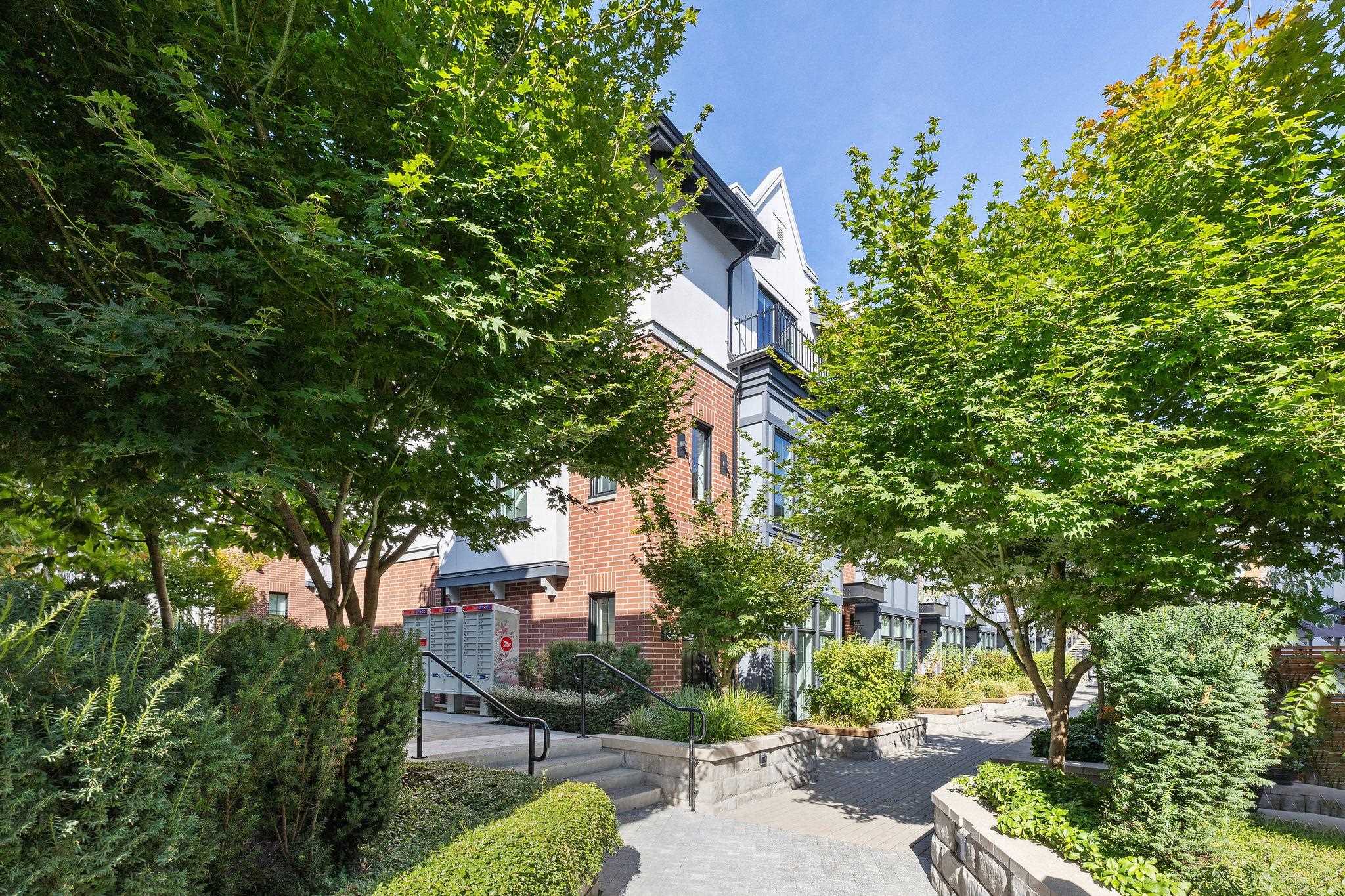 2070 Curling Road #134, North Vancouver, BC V7P 0C9