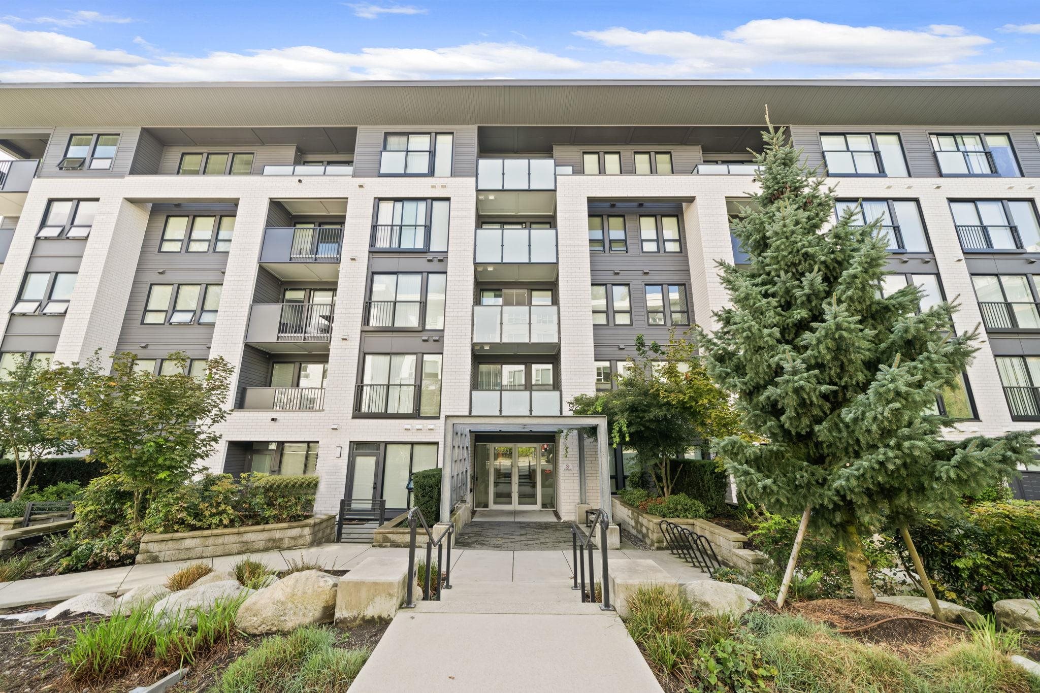 9228 Slopes Mews #514, Burnaby, BC V5A 0E9