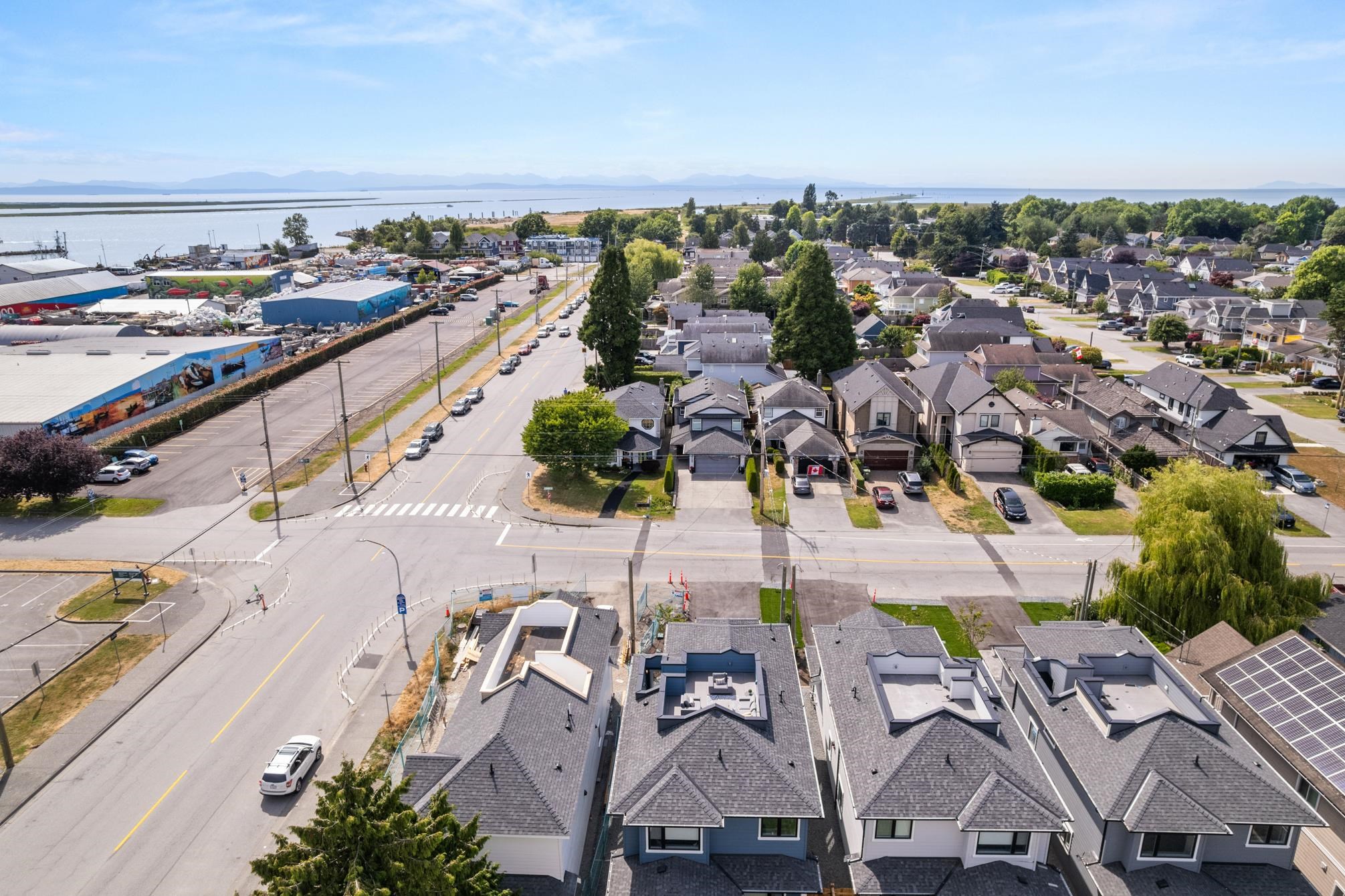 4th Avenue, Richmond, BC V7E 3H8