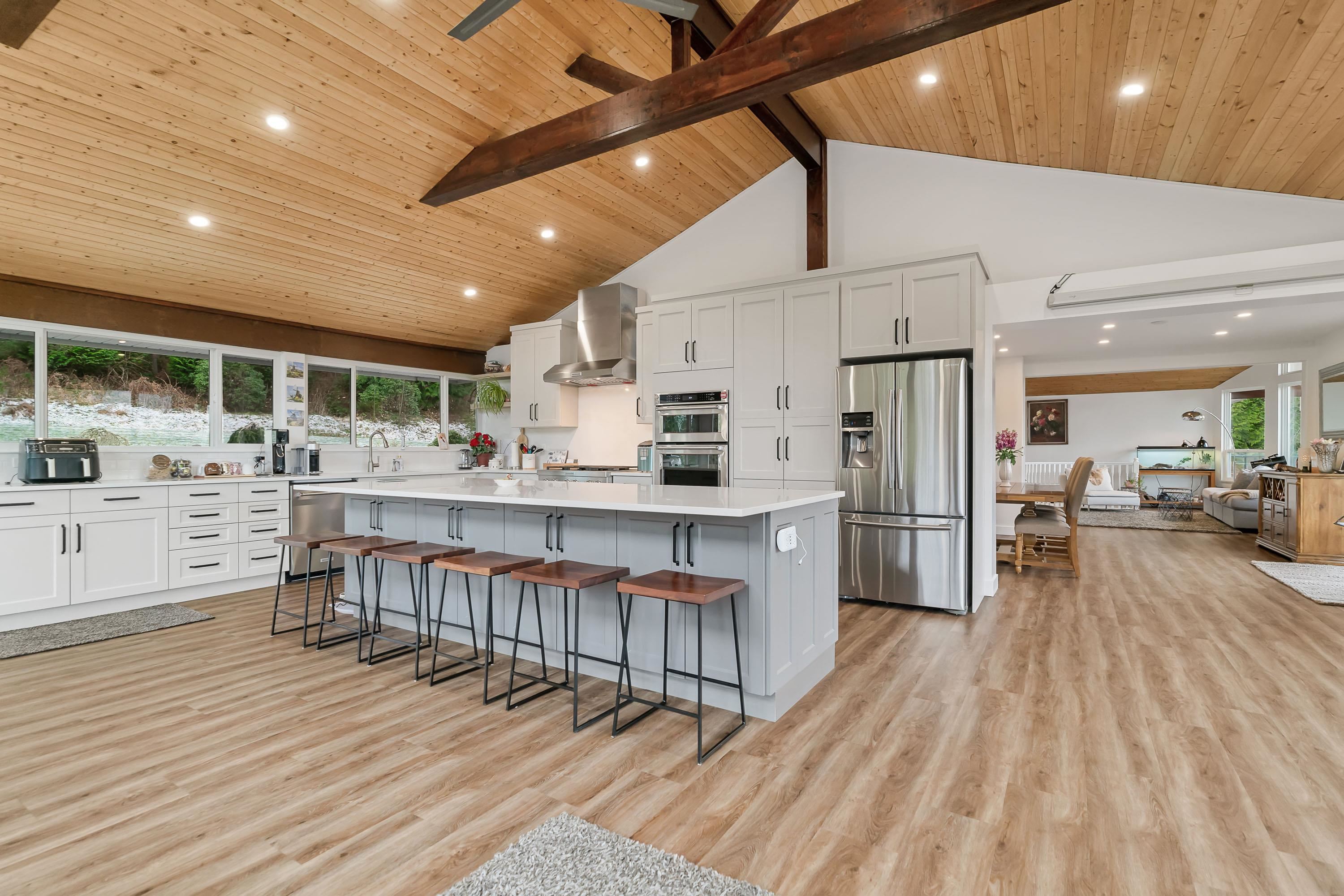 26560 Cunningham Avenue, Maple Ridge, BC V2W 1M8