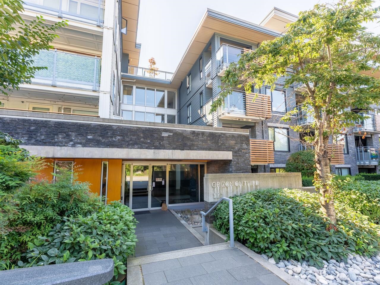 221 East 3rd Street #111, North Vancouver, BC V7L 0C1