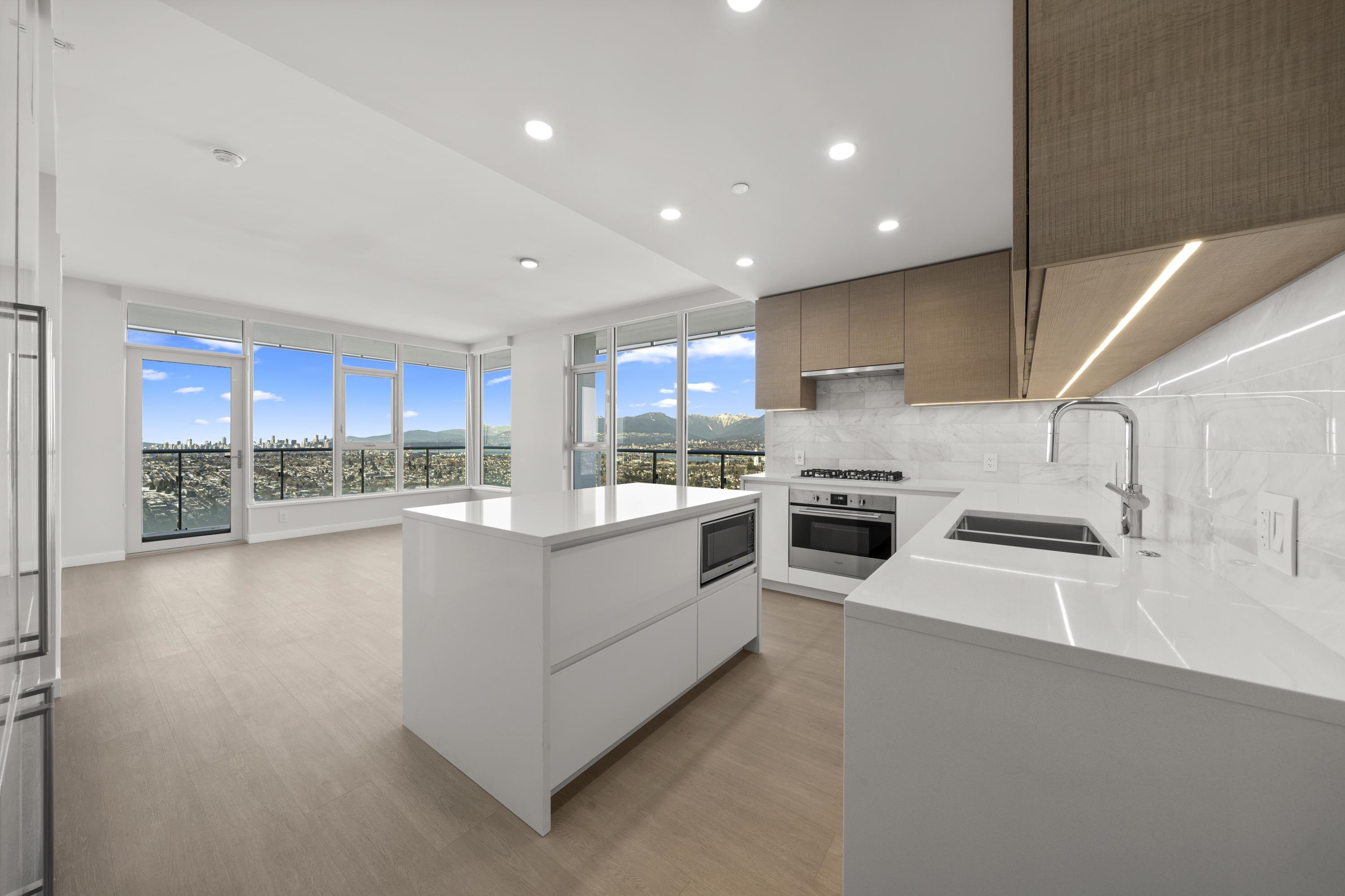 2108 Gilmore Ave #5110, Burnaby, BC V5C 0N8
