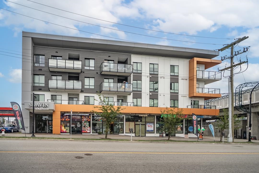 6968 Royal Oak Avenue #411, Burnaby, BC V5J 4J2