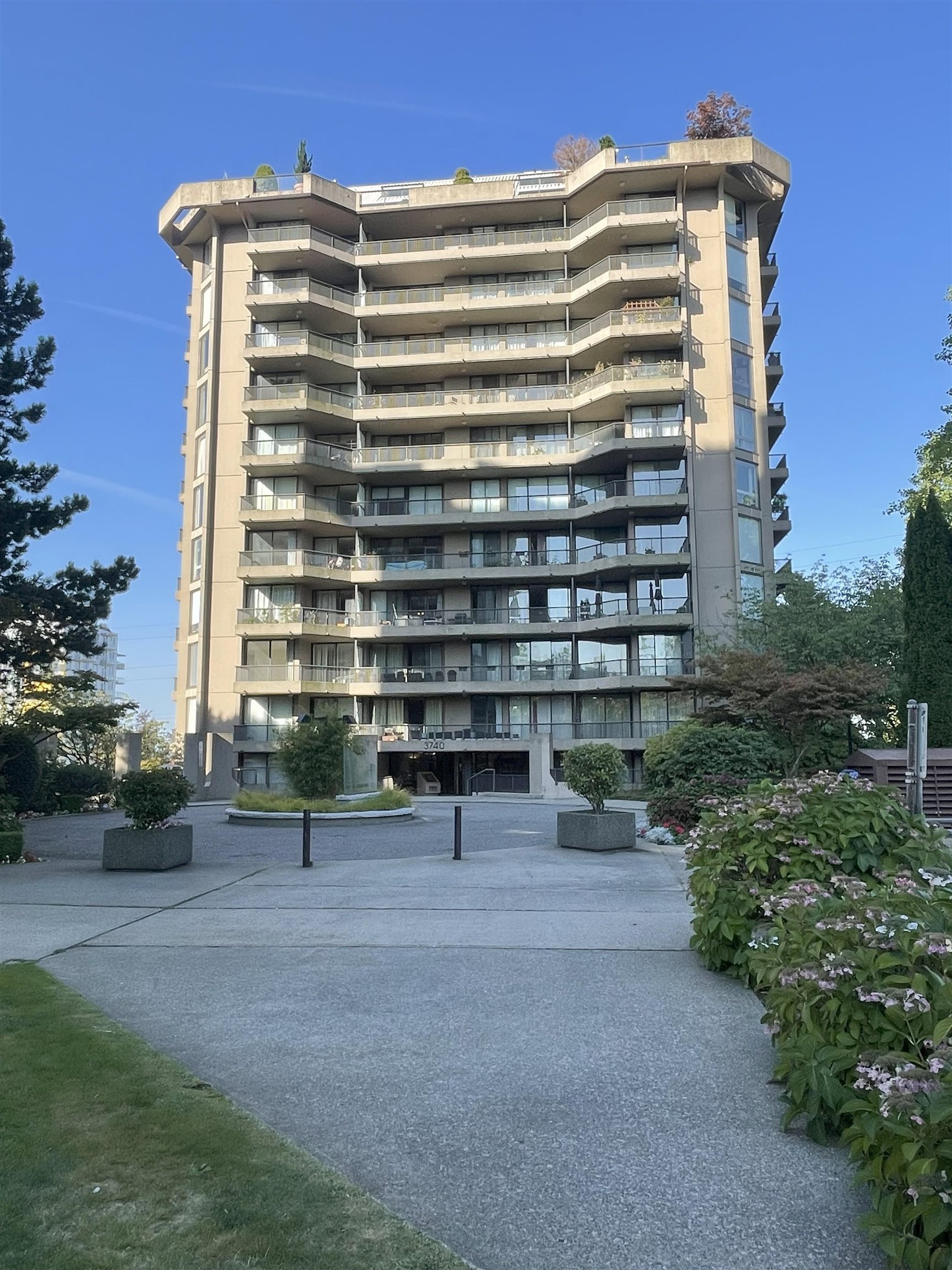 3740 Albert Street #306, Burnaby, BC V5C 5Y7