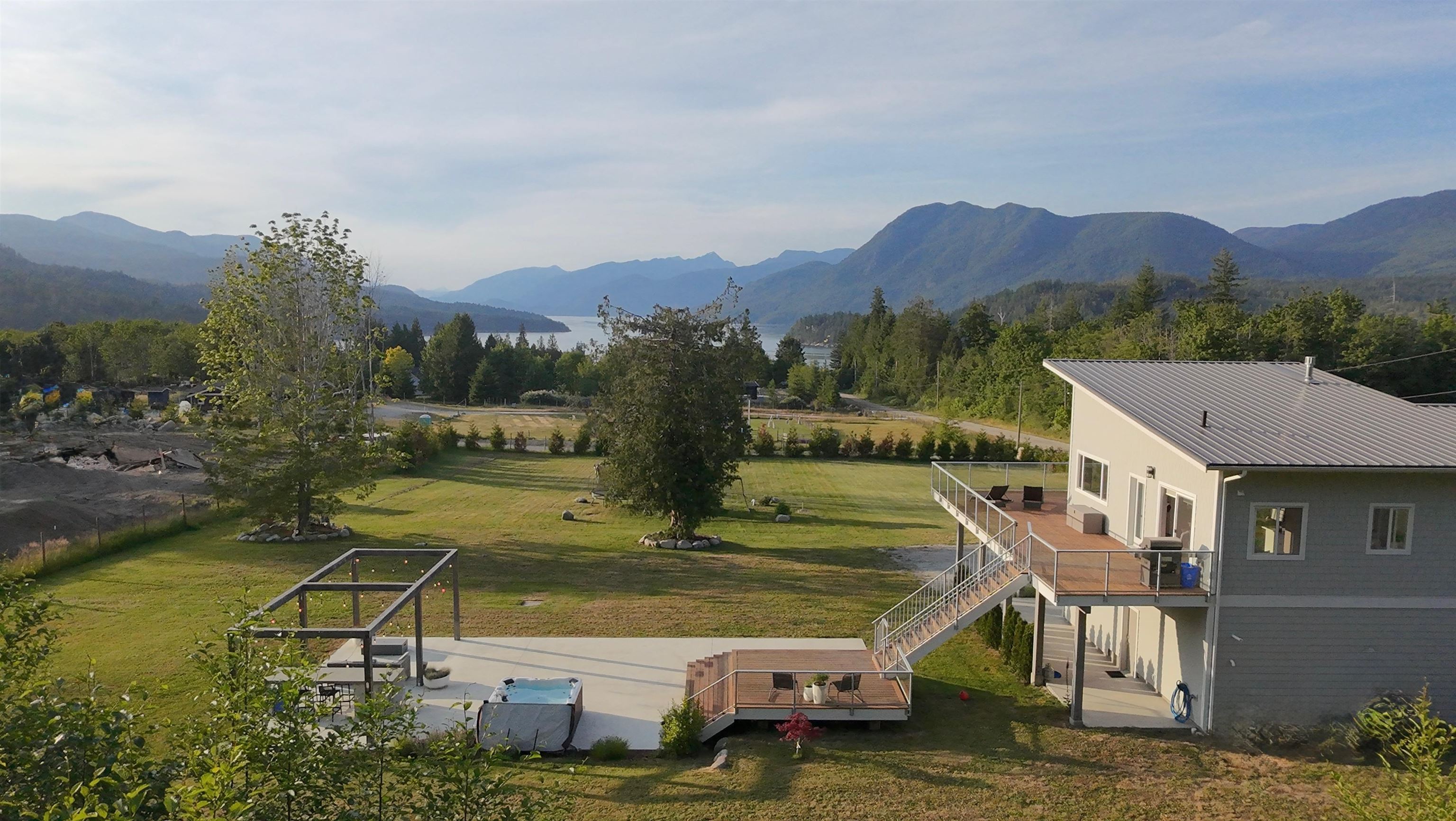 6315 Rimrock Road, Sechelt, BC V7Z 0L1
