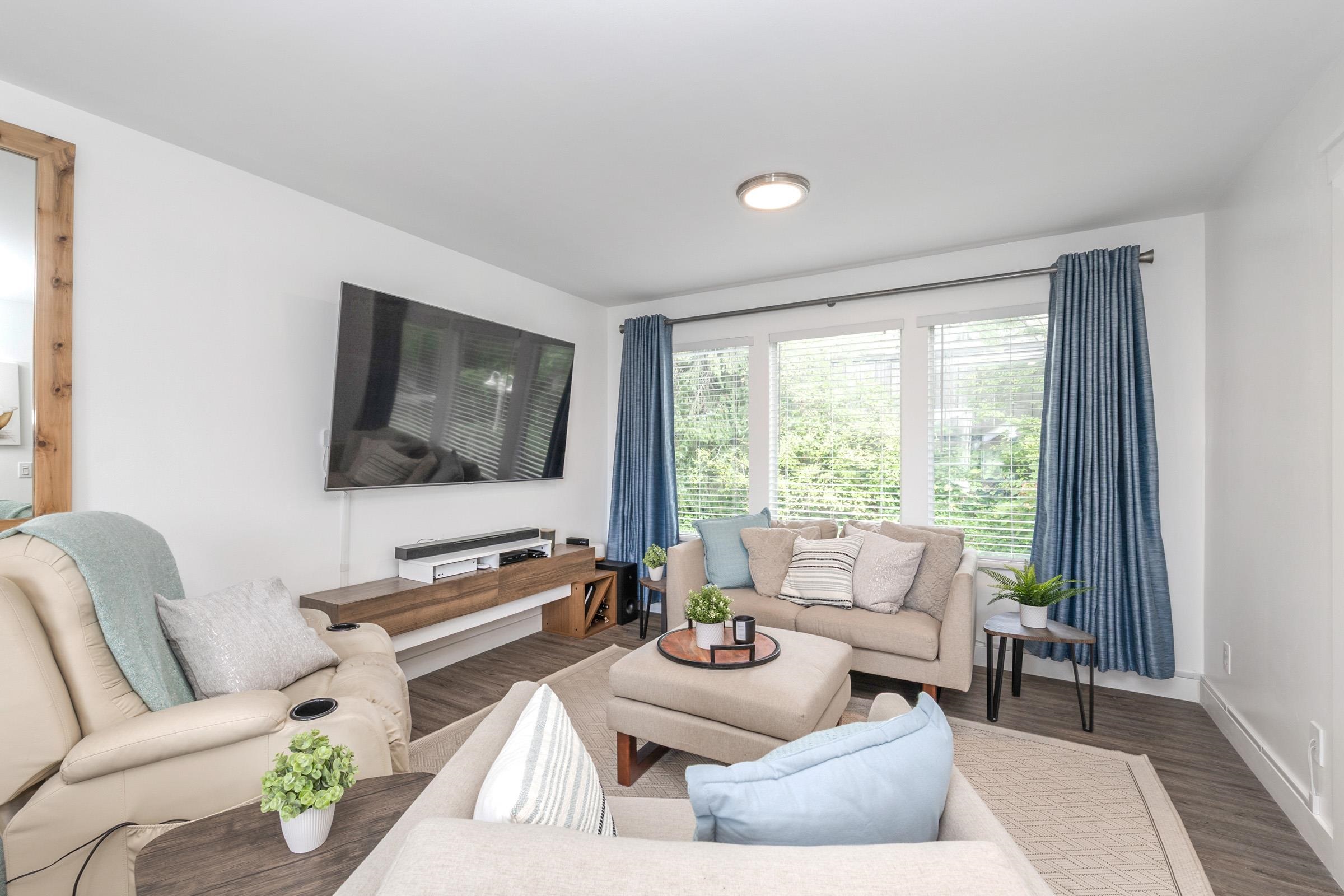 2313 Quayside Court, Vancouver, BC V5P 4W2