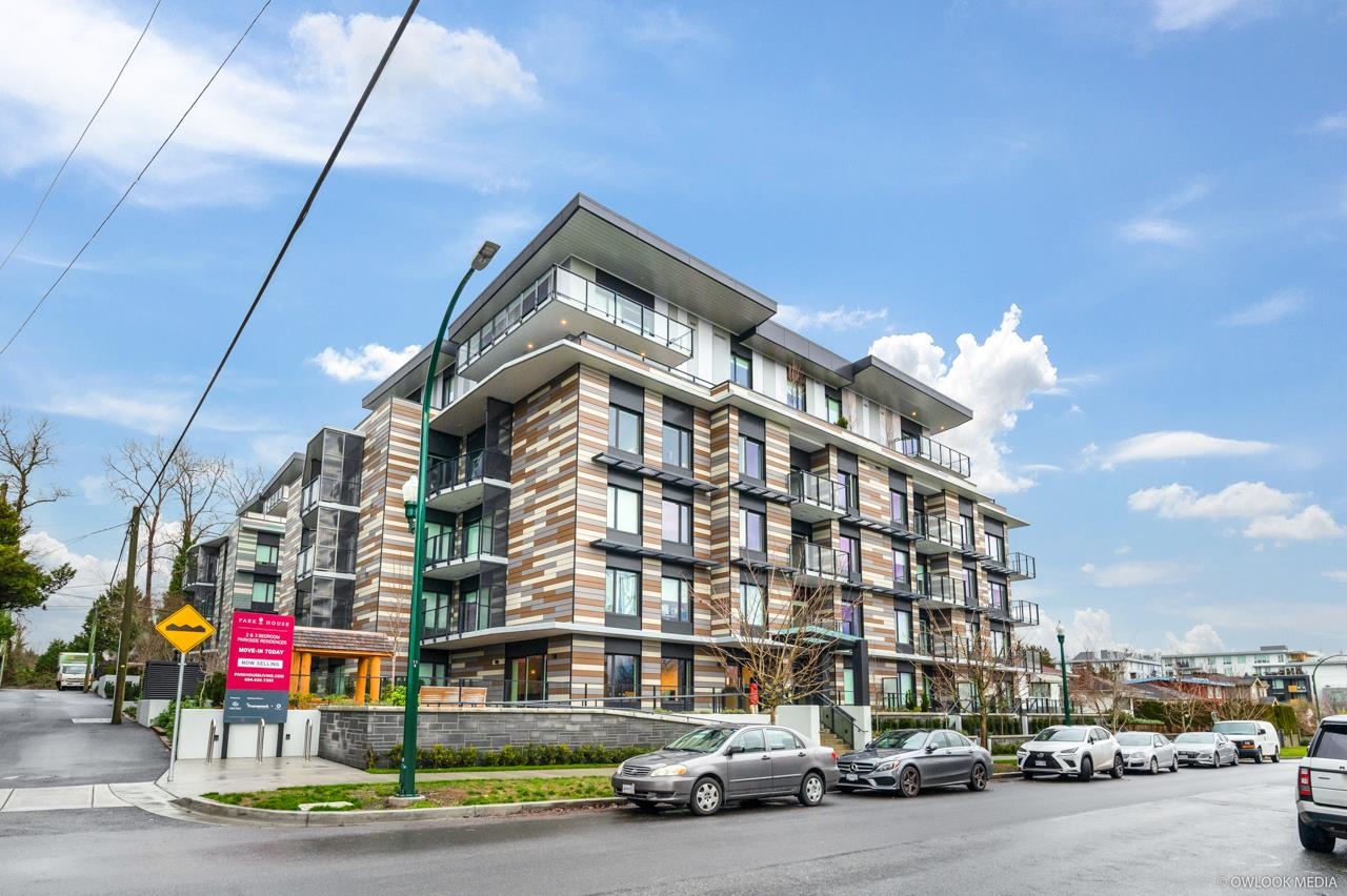 477 West 59th Avenue #103, Vancouver, BC V5X 1X4
