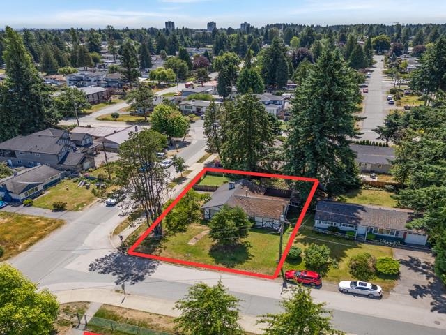110a Avenue, Surrey, BC V3R 2B5