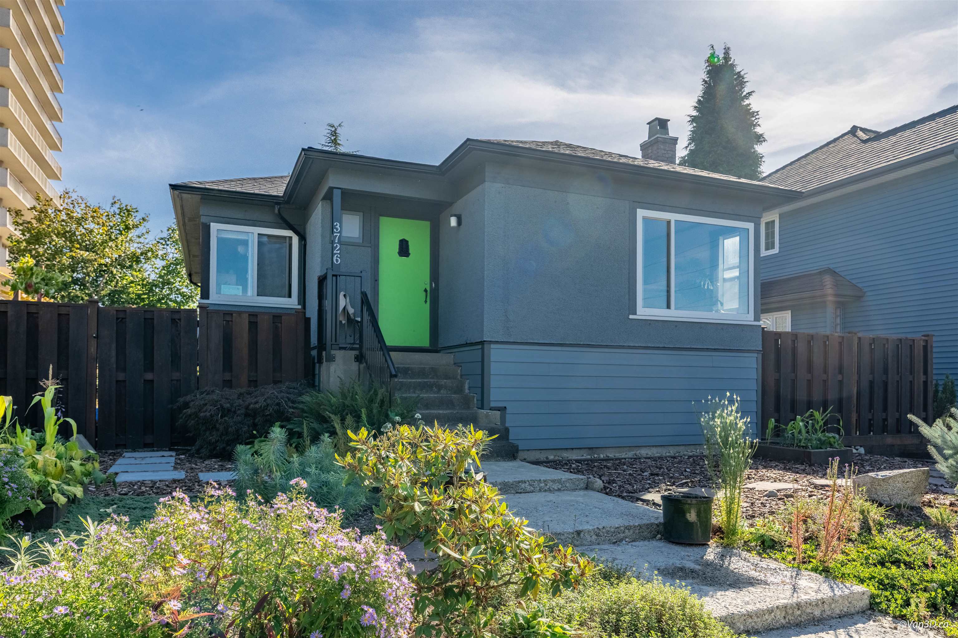 3726 Trinity Street, Burnaby, BC V5C 1N2