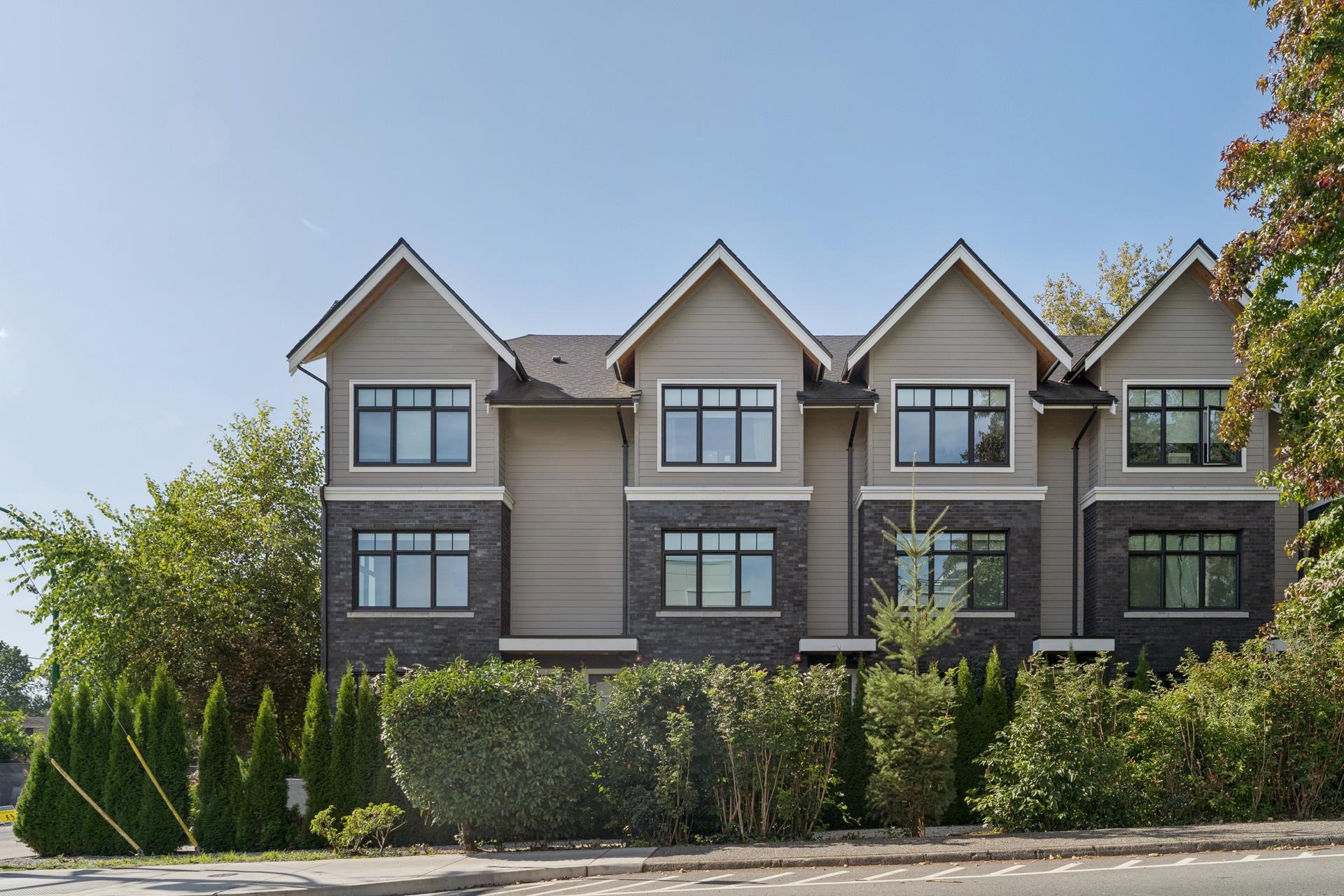 1960 Glenaire Drive #19, North Vancouver, BC V7P 0B8