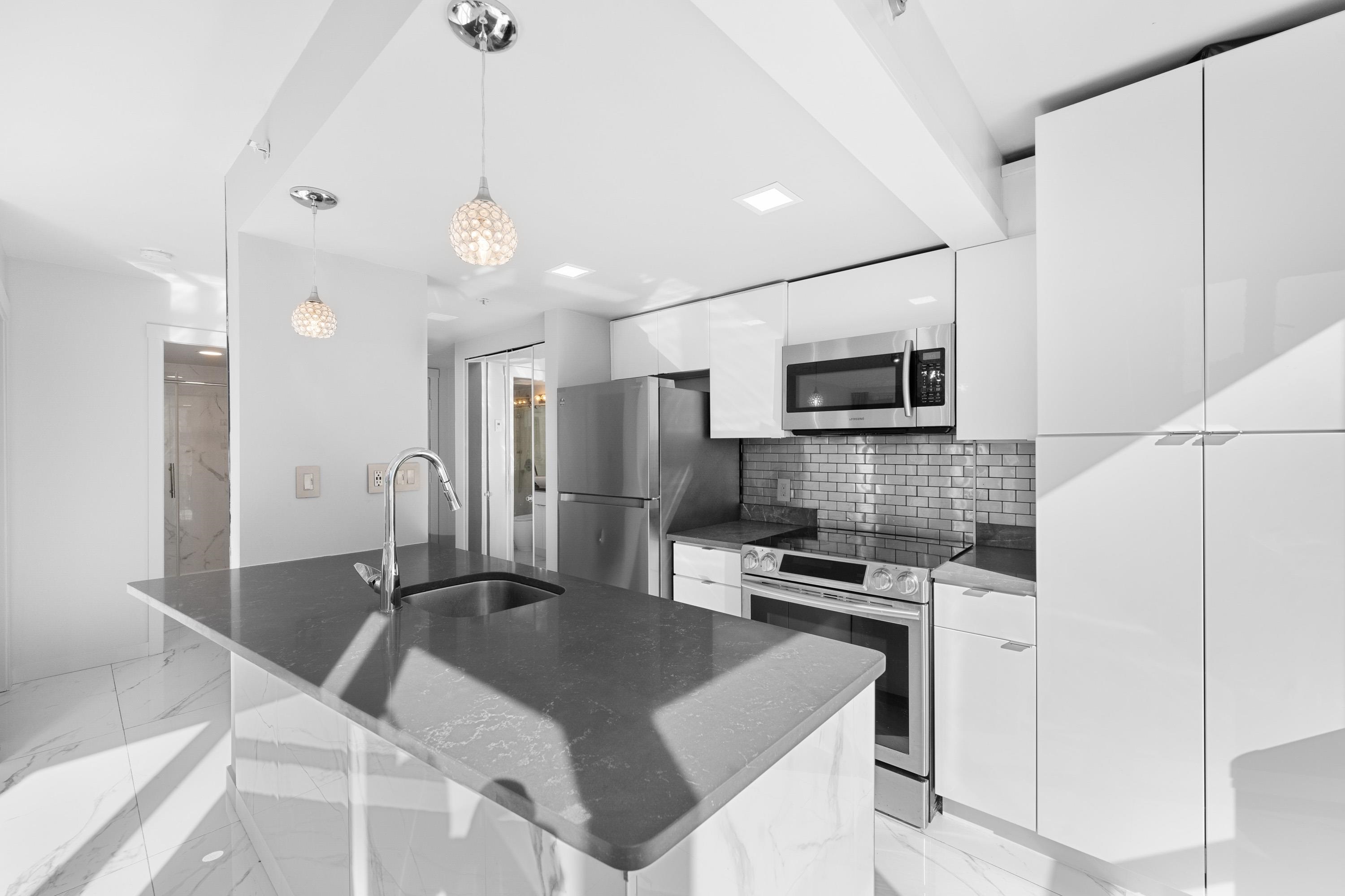 1188 Howe Street #702, Vancouver, BC V6Z 2S8