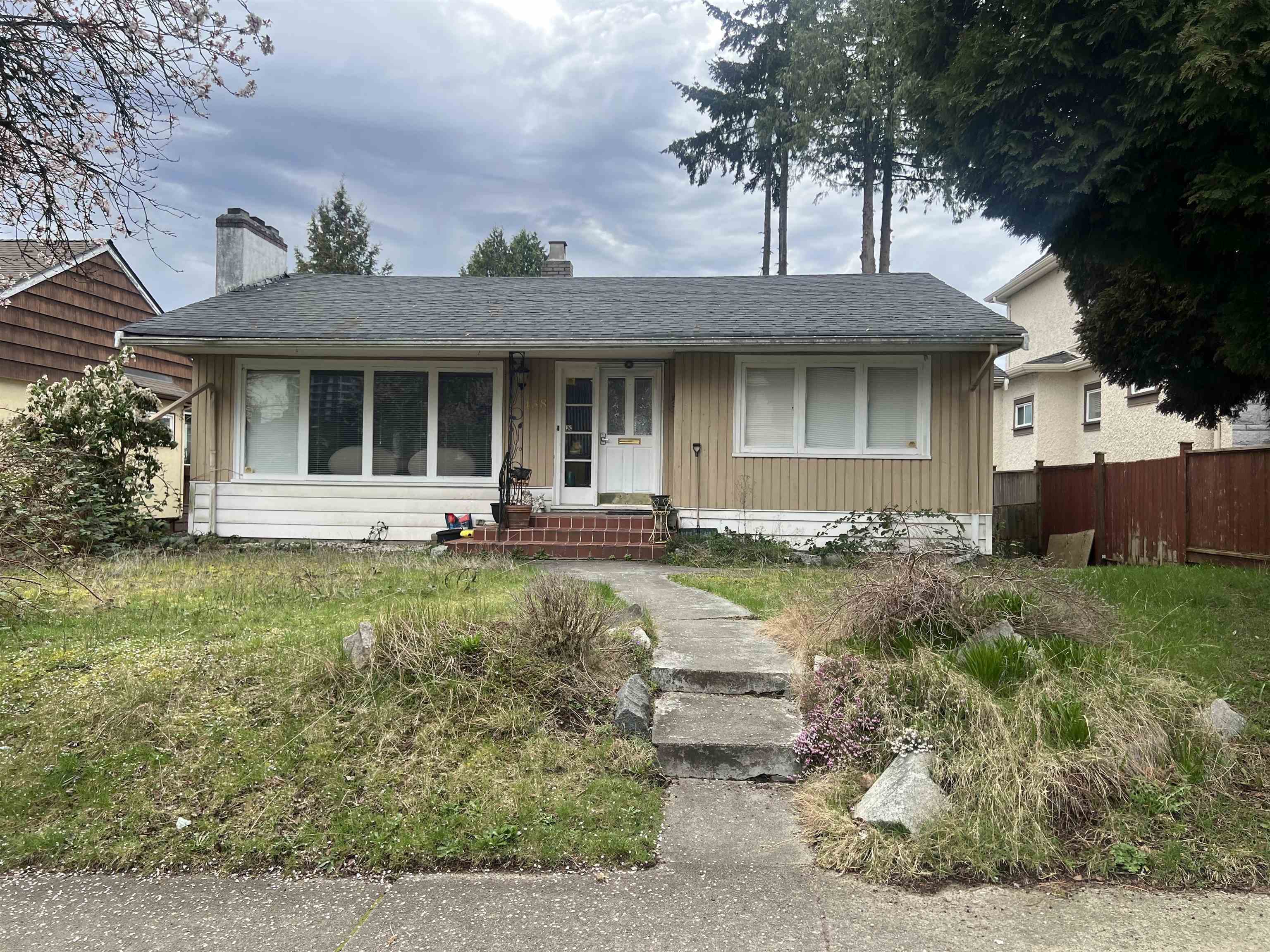 438 West 45th Avenue, Vancouver, BC V5Y 2W6