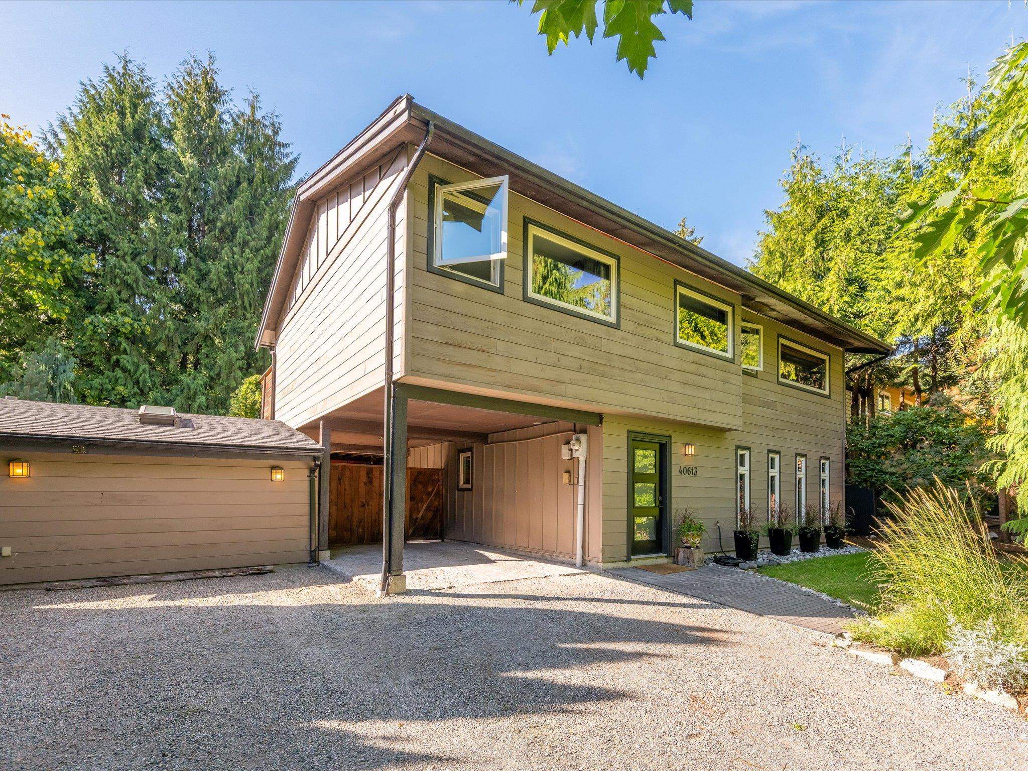 40613 Perth Drive, Squamish, BC V0N 1T0