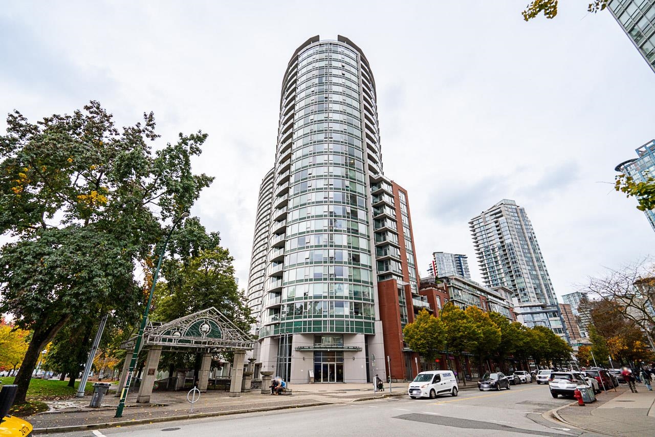 58 Keefer Place #0b8,2608, Vancouver, BC V6B 0B8