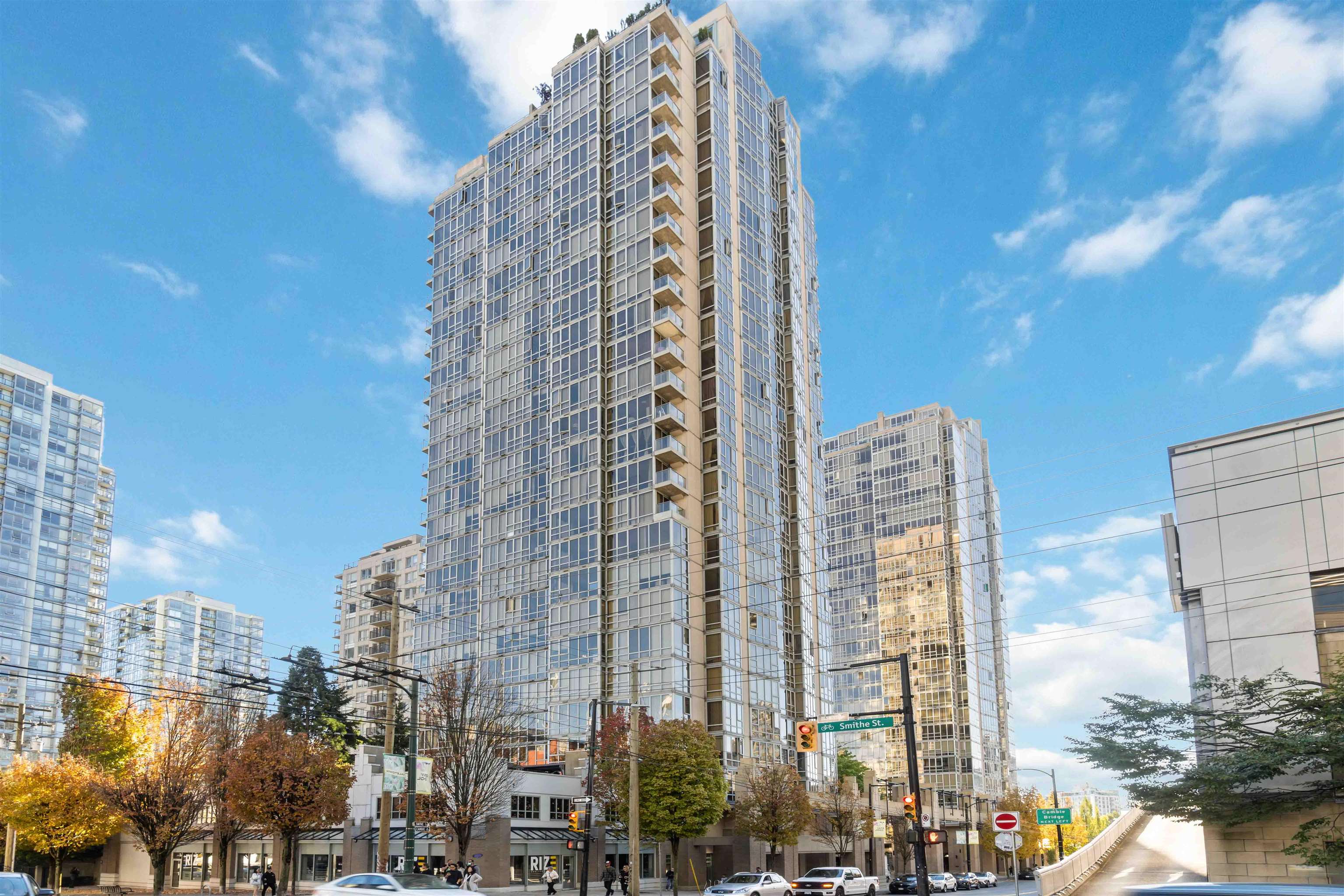 930 Cambie Street #1303, Vancouver, BC V6B 5X6