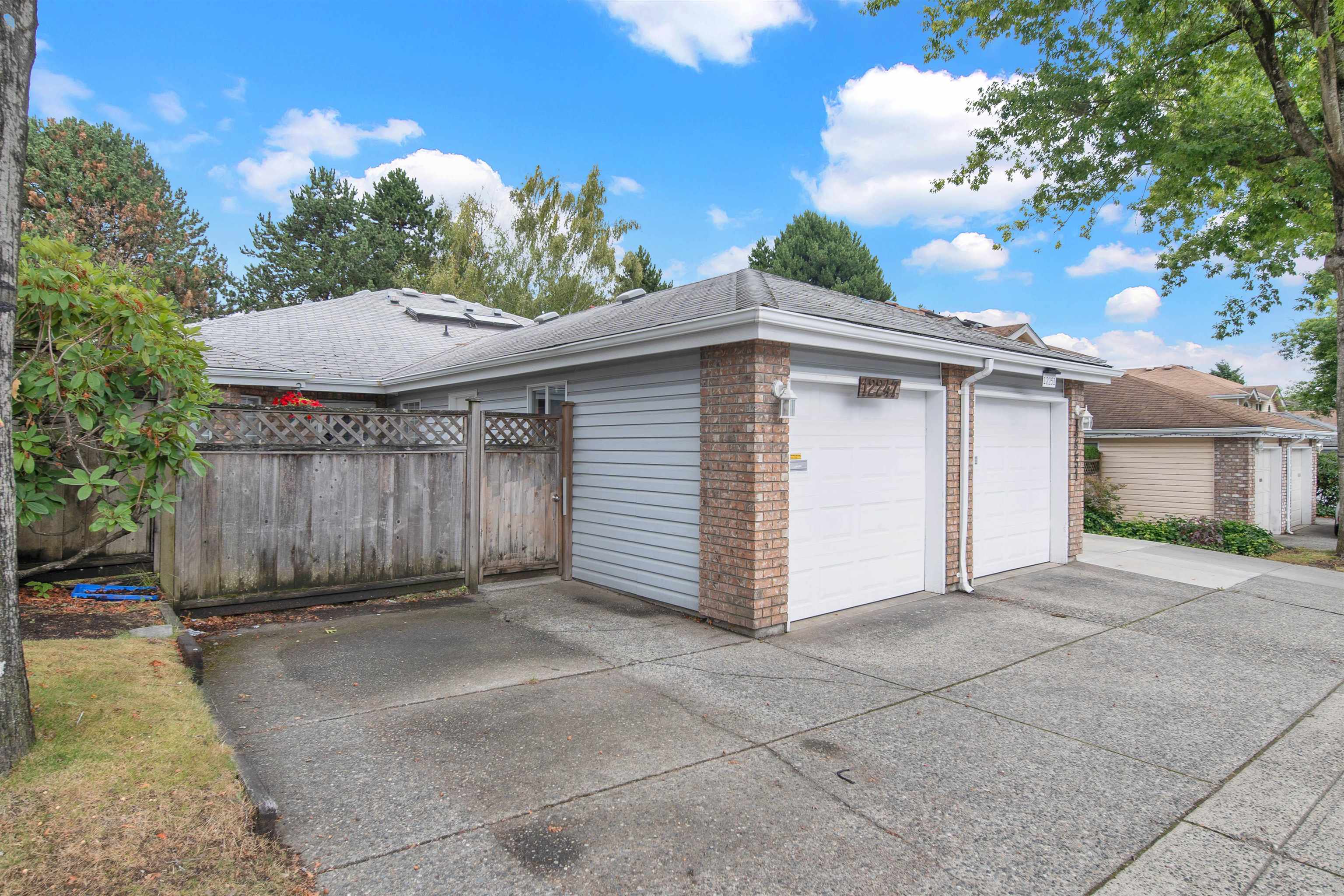 92nd Avenue, Surrey, BC V3V 1G3