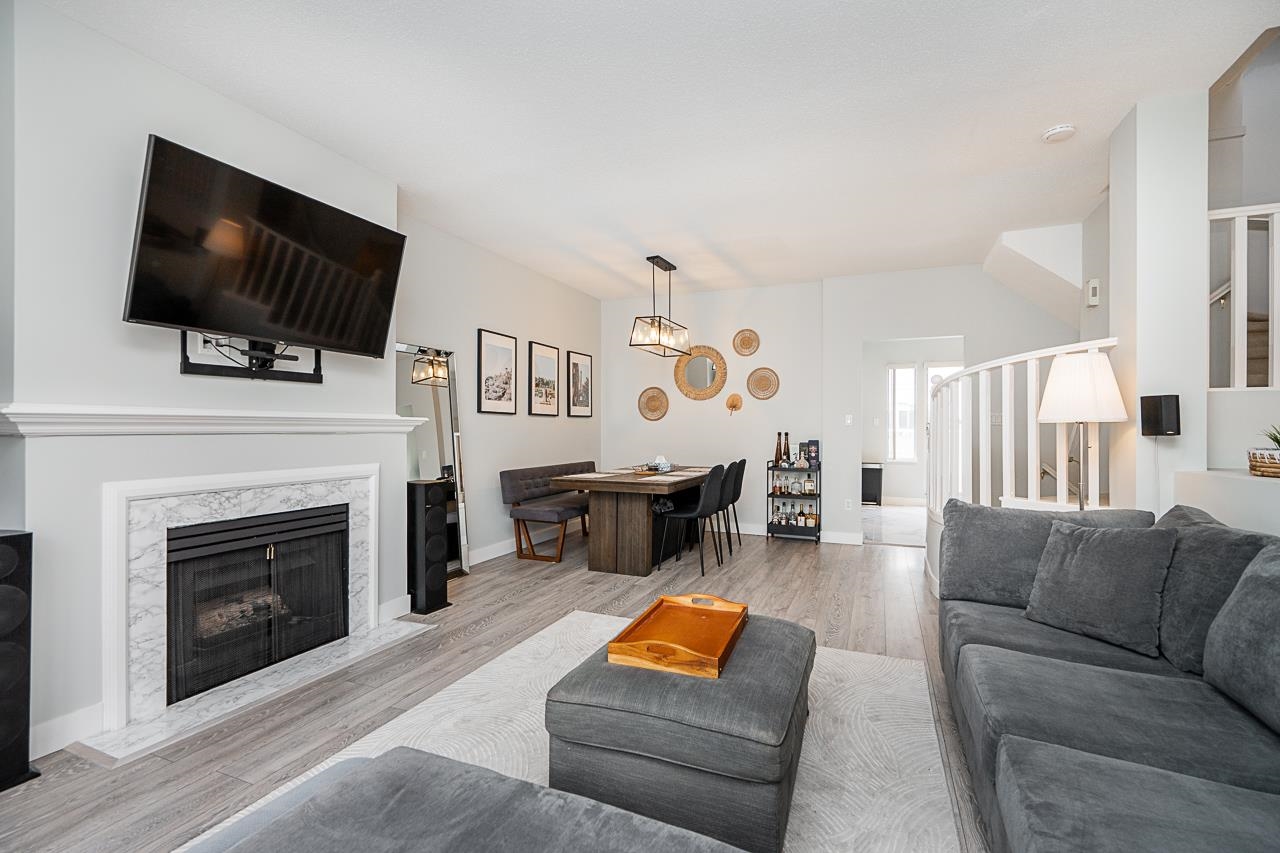 6700 Rumble Street #13, Burnaby, BC V5E 4H7
