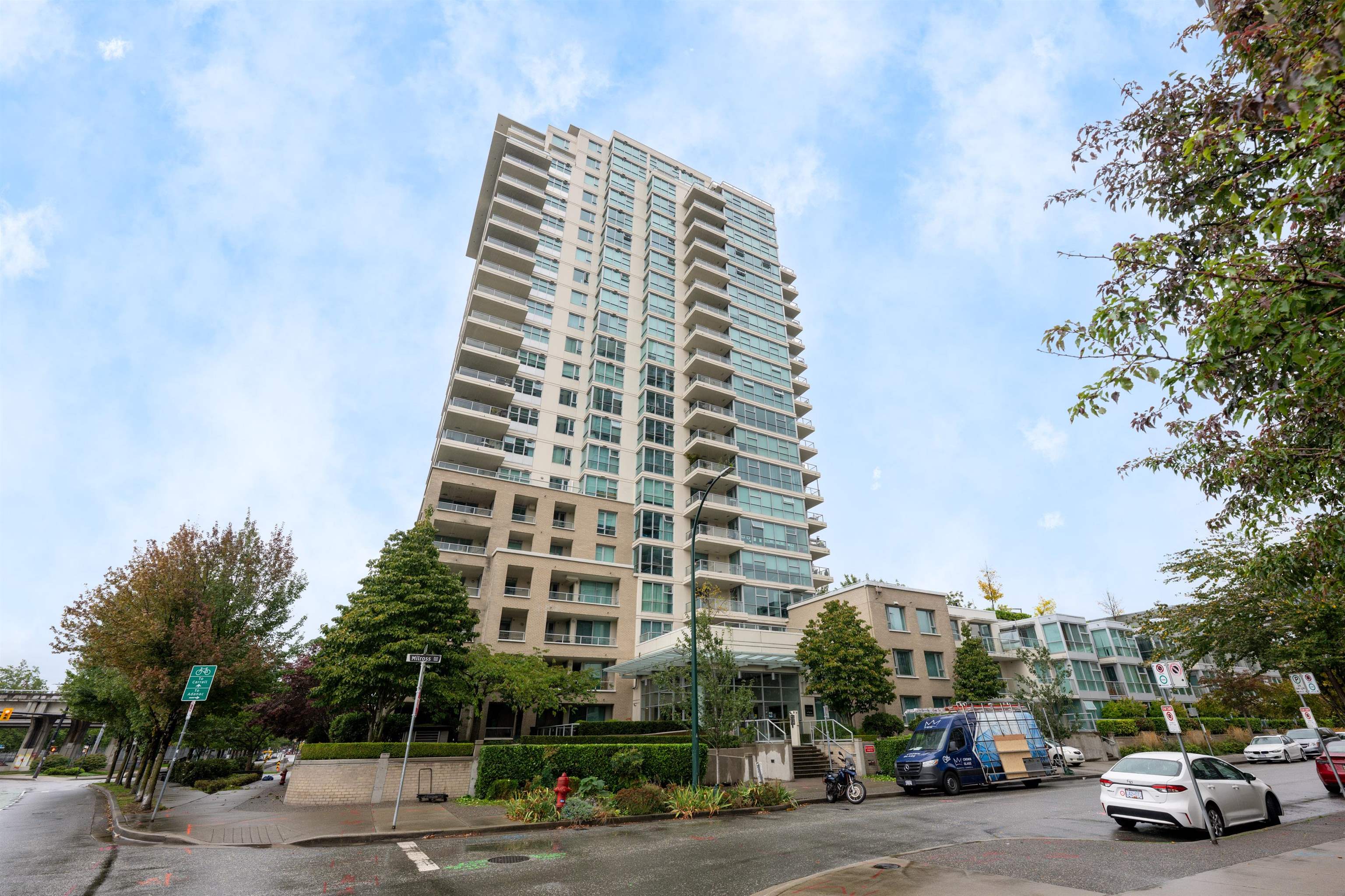 125 Milross Avenue #503, Vancouver, BC V6A 0A1