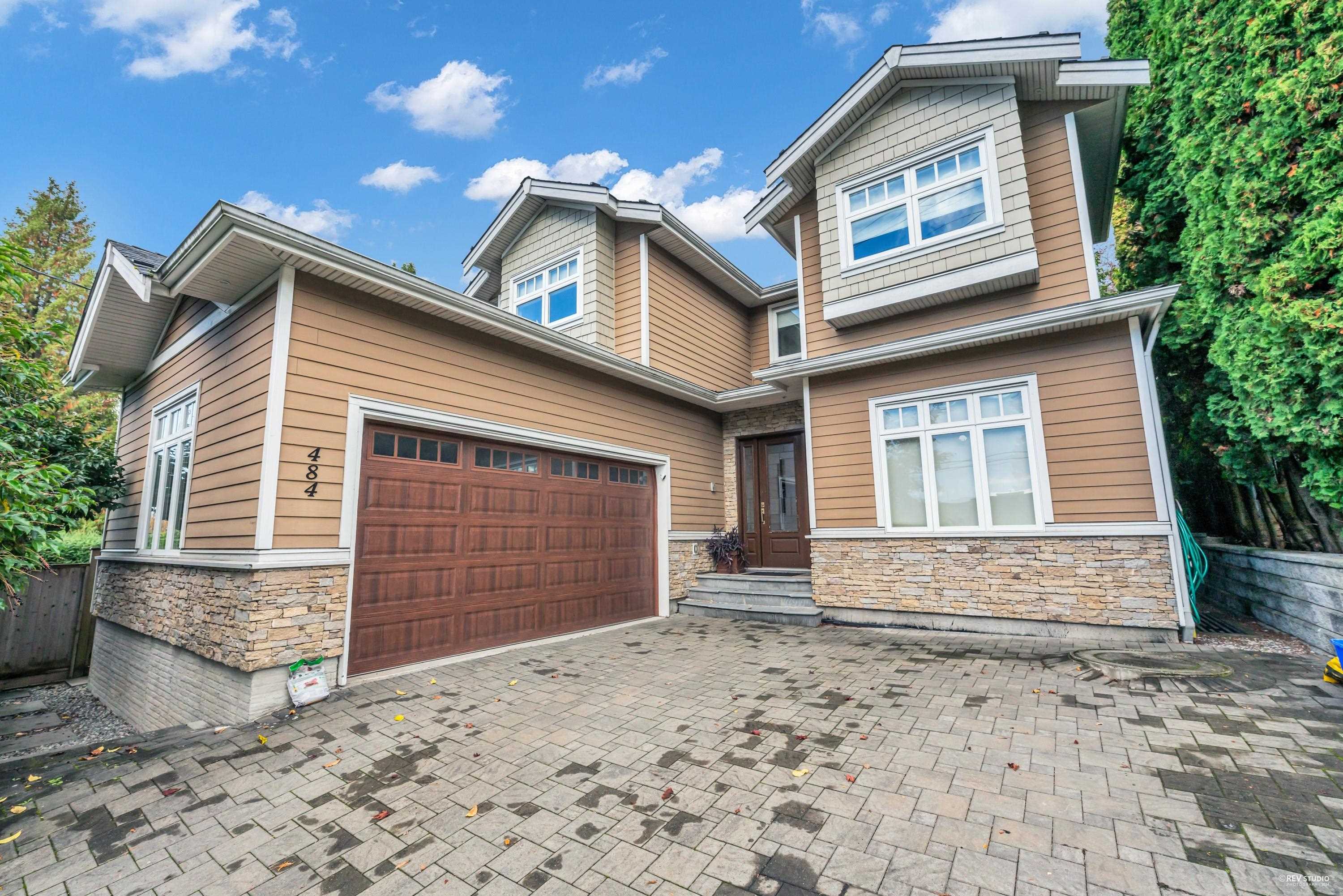 484 W Queens Rd, North Vancouver, BC V7N 2K7 MLS R2937004 Houseful