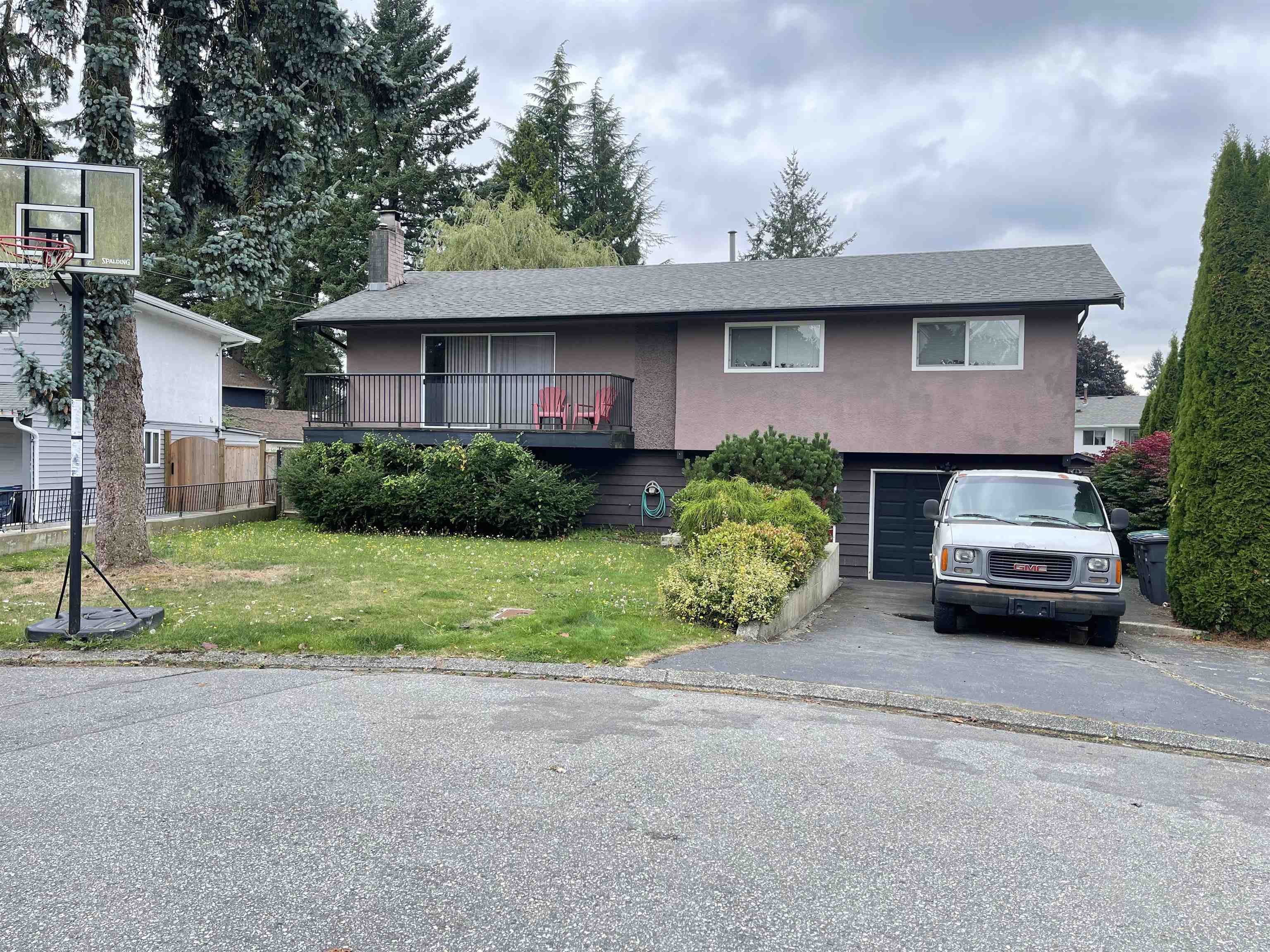 145a Street, Surrey, BC V3R 3S2