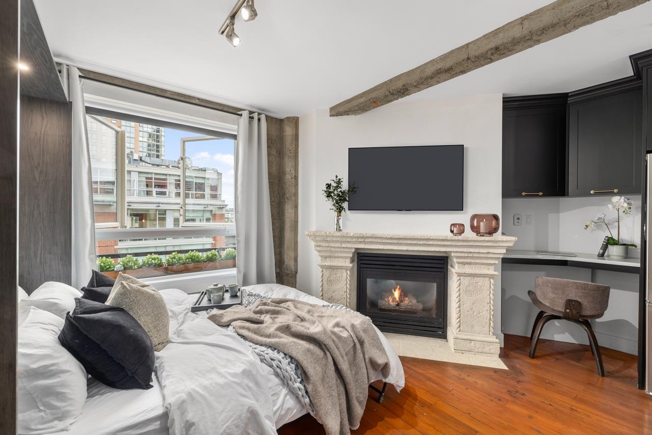 1216 Homer Street #412, Vancouver, BC V6B 6K5