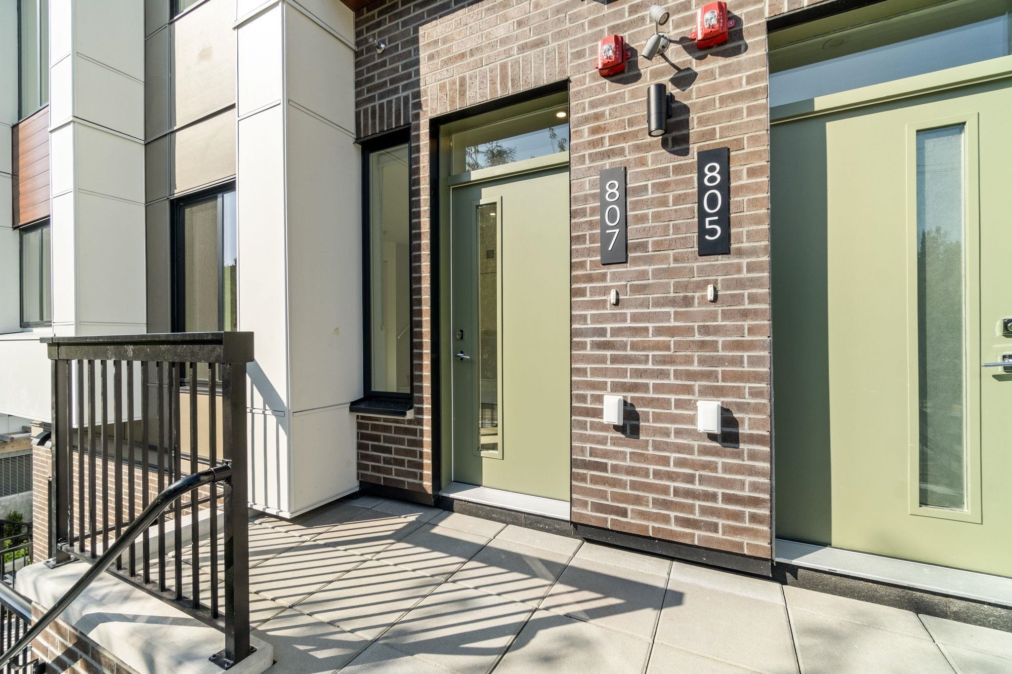 807 West 33rd Avenue, Vancouver, BC V5Z 2K5